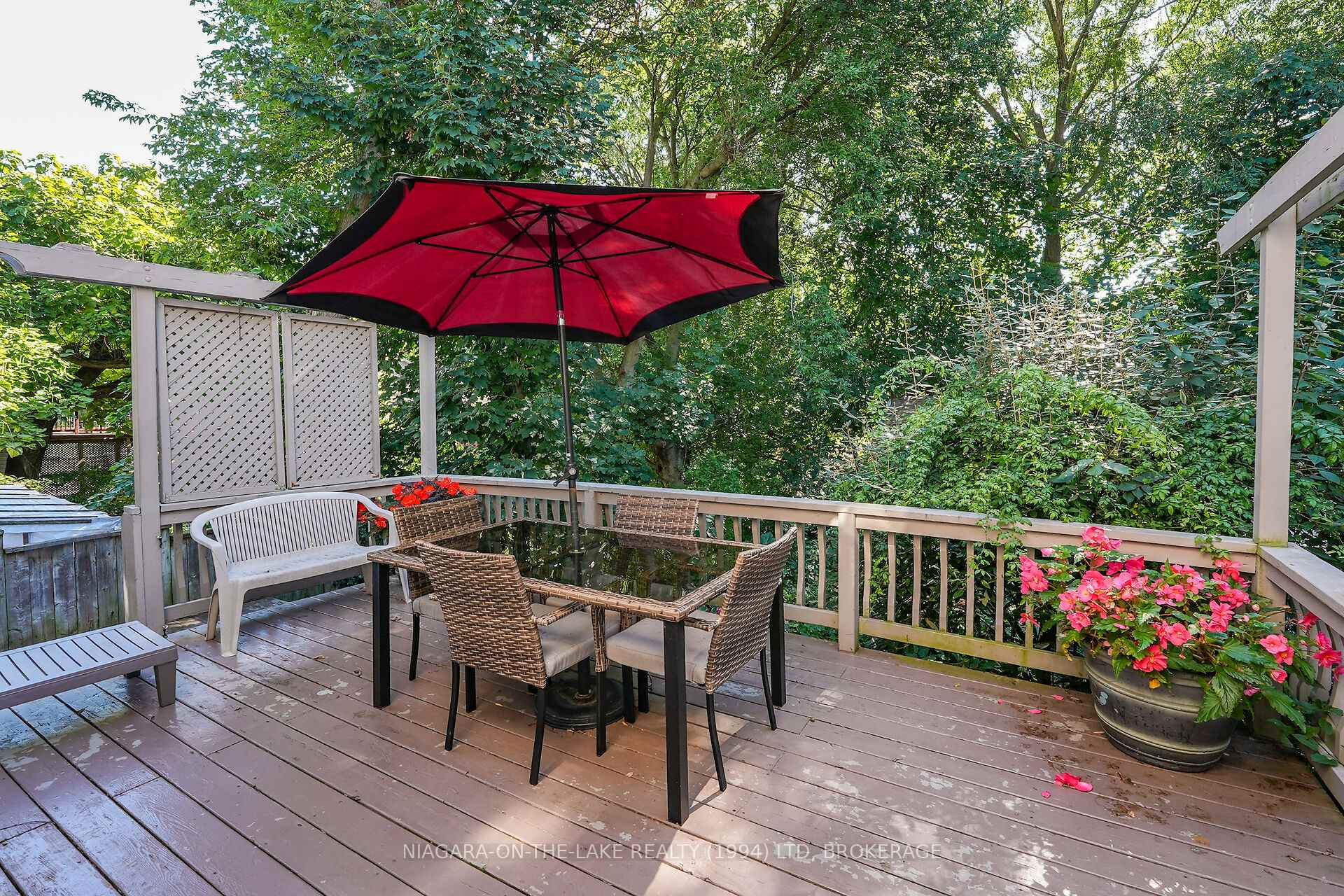 Photo 30 of 8 Lakeside Drive, St. Catharines, Port Weller — HOMEH