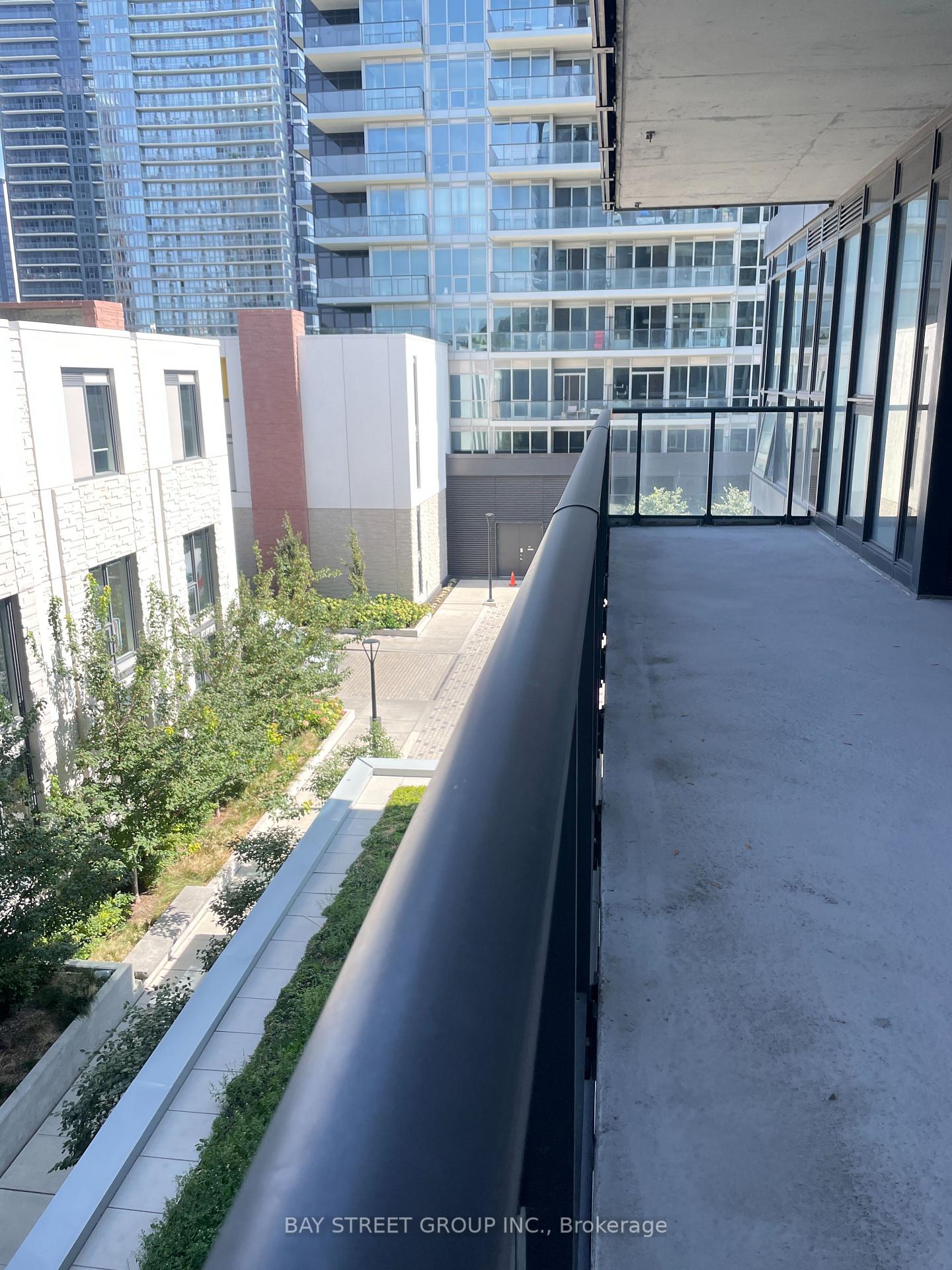 Photo 14 of Unit 507, 85 Mcmahon Drive, North York, Bayview Village — HOMEH