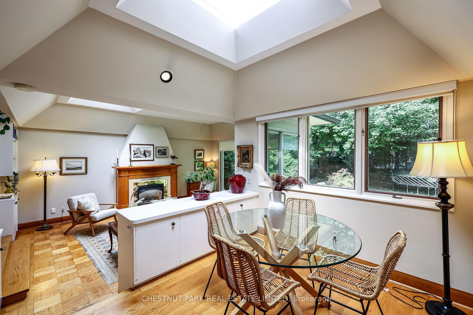 Photo 22 of 98 St. Leonards Avenue, Toronto, Lawrence Park South — HOMEH