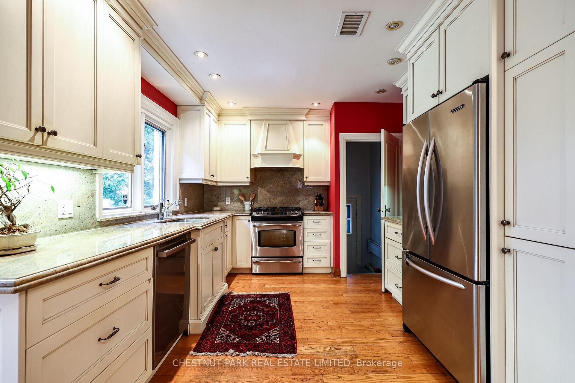 Photo 24 of 98 St. Leonards Avenue, Toronto, Lawrence Park South — HOMEH