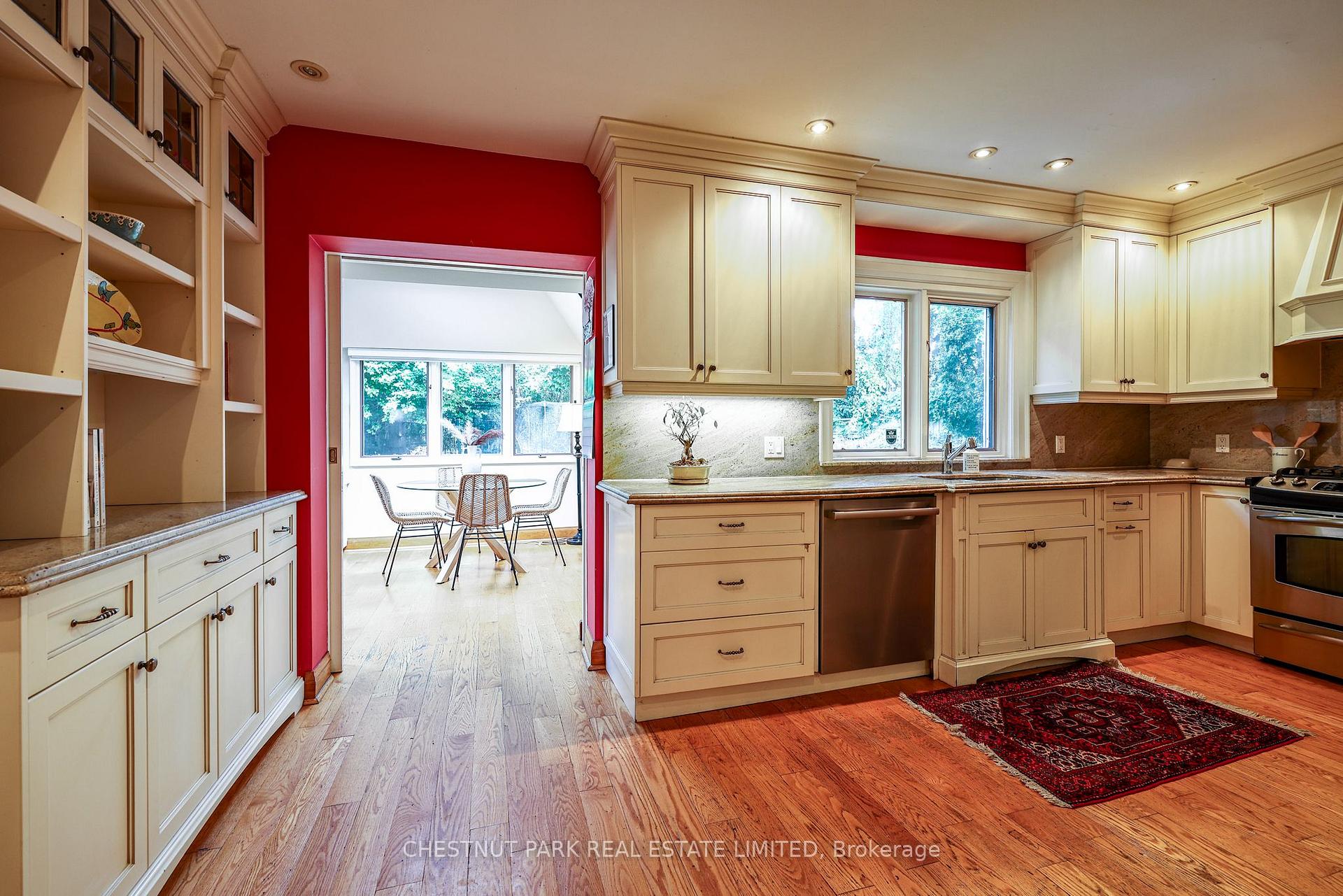Photo 27 of 98 St. Leonards Avenue, Toronto, Lawrence Park South — HOMEH