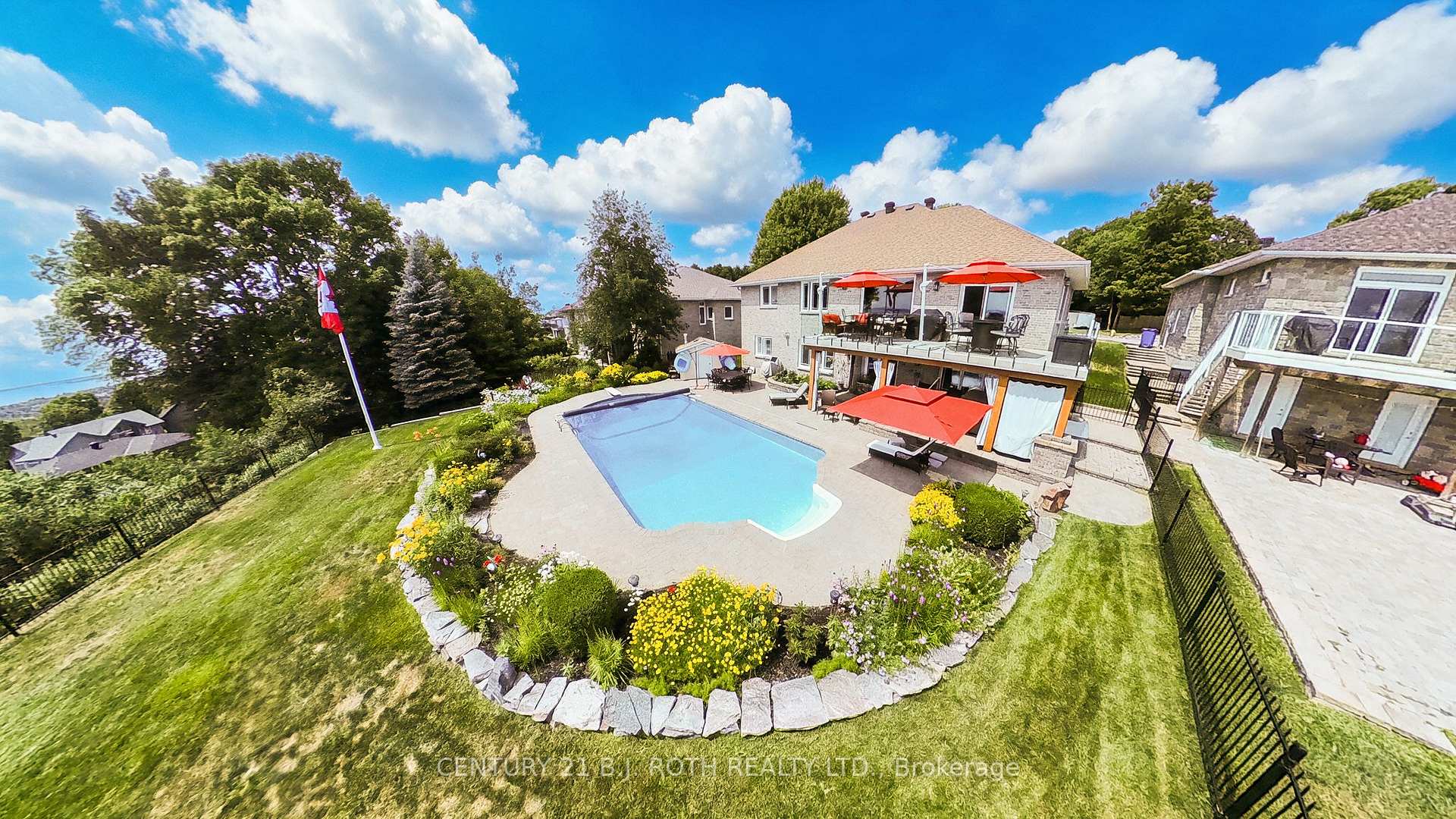 Photo of 6 Mapleview Place