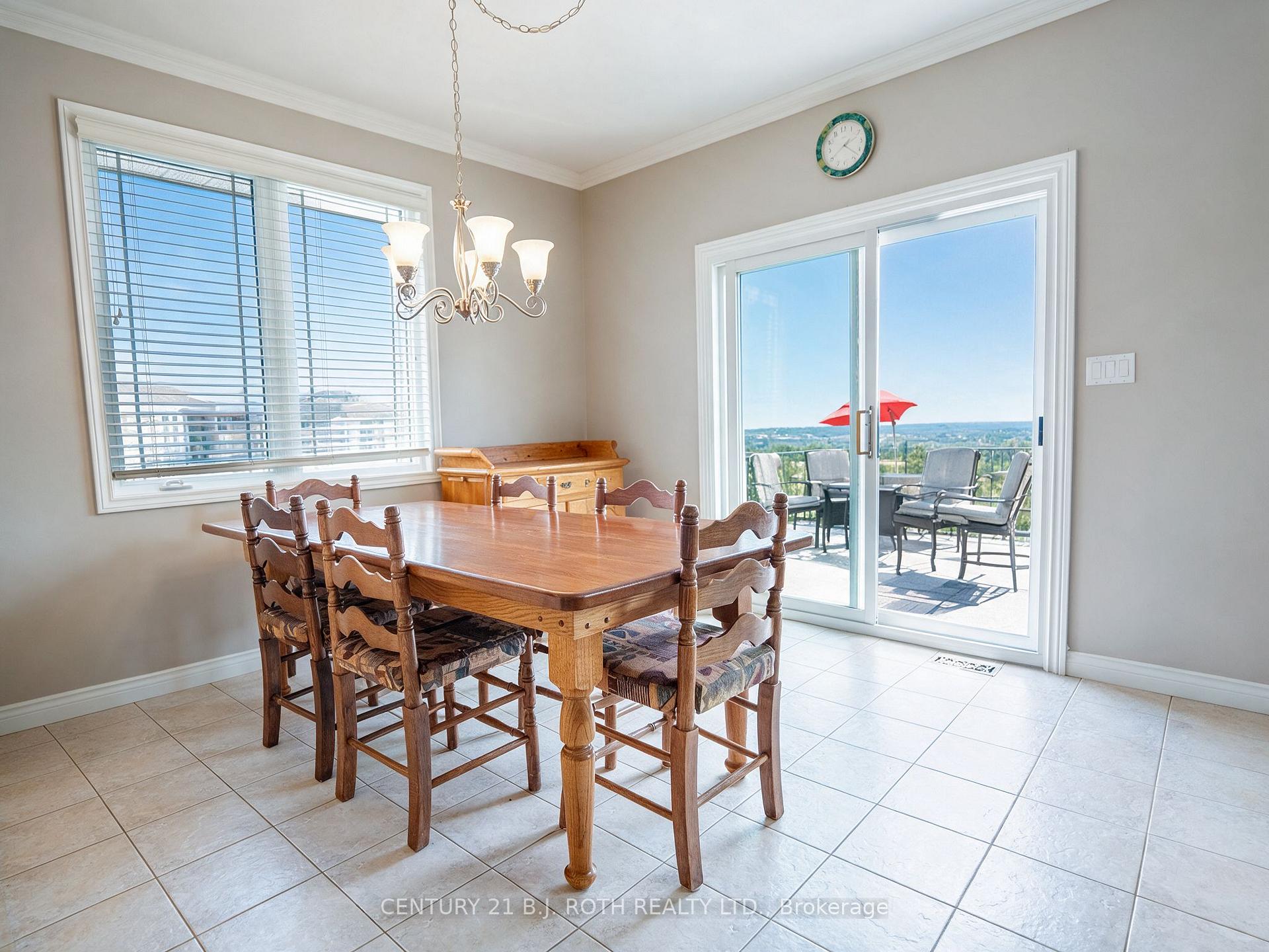 Photo 10 of 6 Mapleview Place, North Bay, Airport — HOMEH