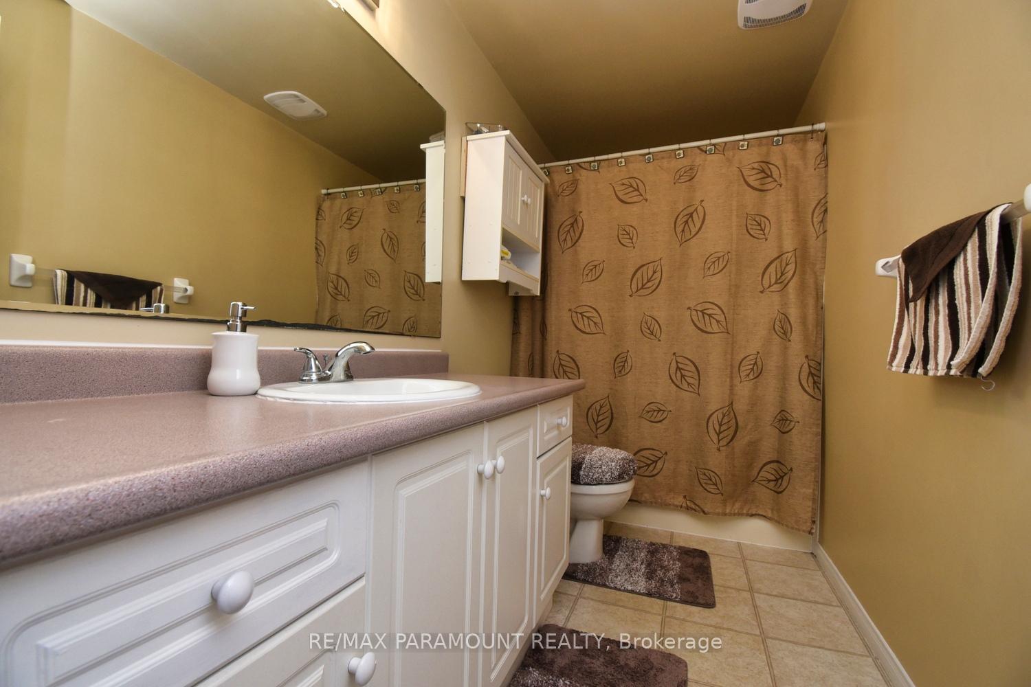 Photo 16 of 48 Newport Drive, Cambridge, Lang's Farm — HOMEH
