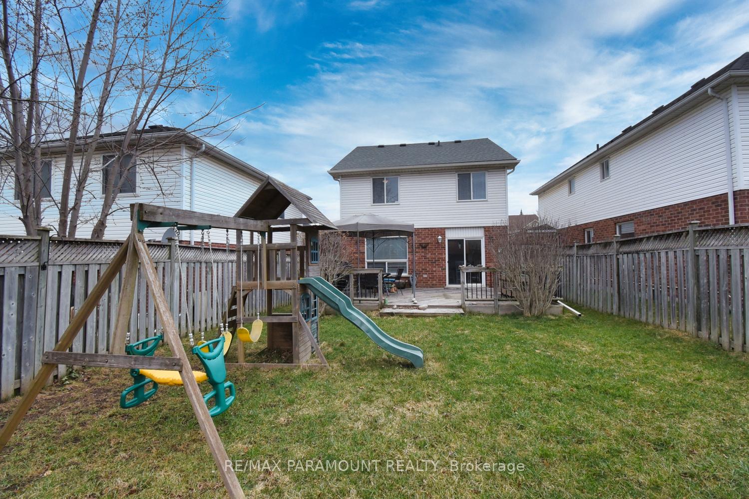 Photo 18 of 48 Newport Drive, Cambridge, Lang's Farm — HOMEH