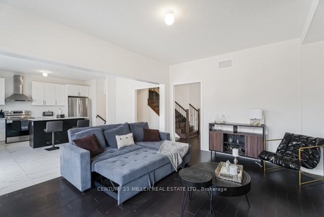 Photo 8 of 1473 Davis Loop, Innisfil, Lefroy — HOMEH