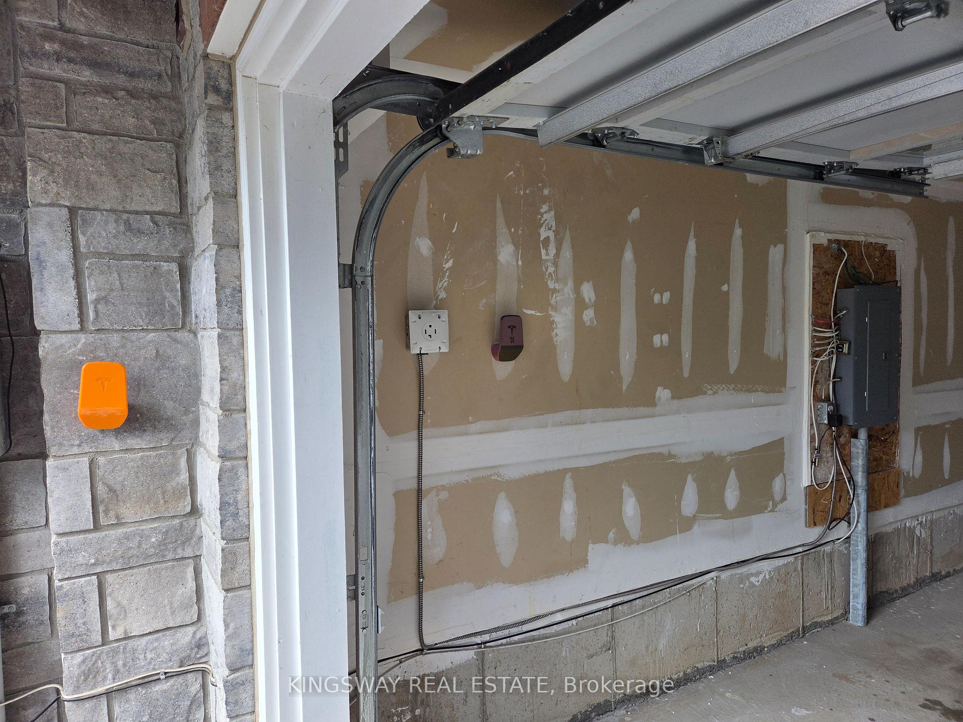 Photo 23 of 1172 Durno Court, Milton, Harrison — HOMEH