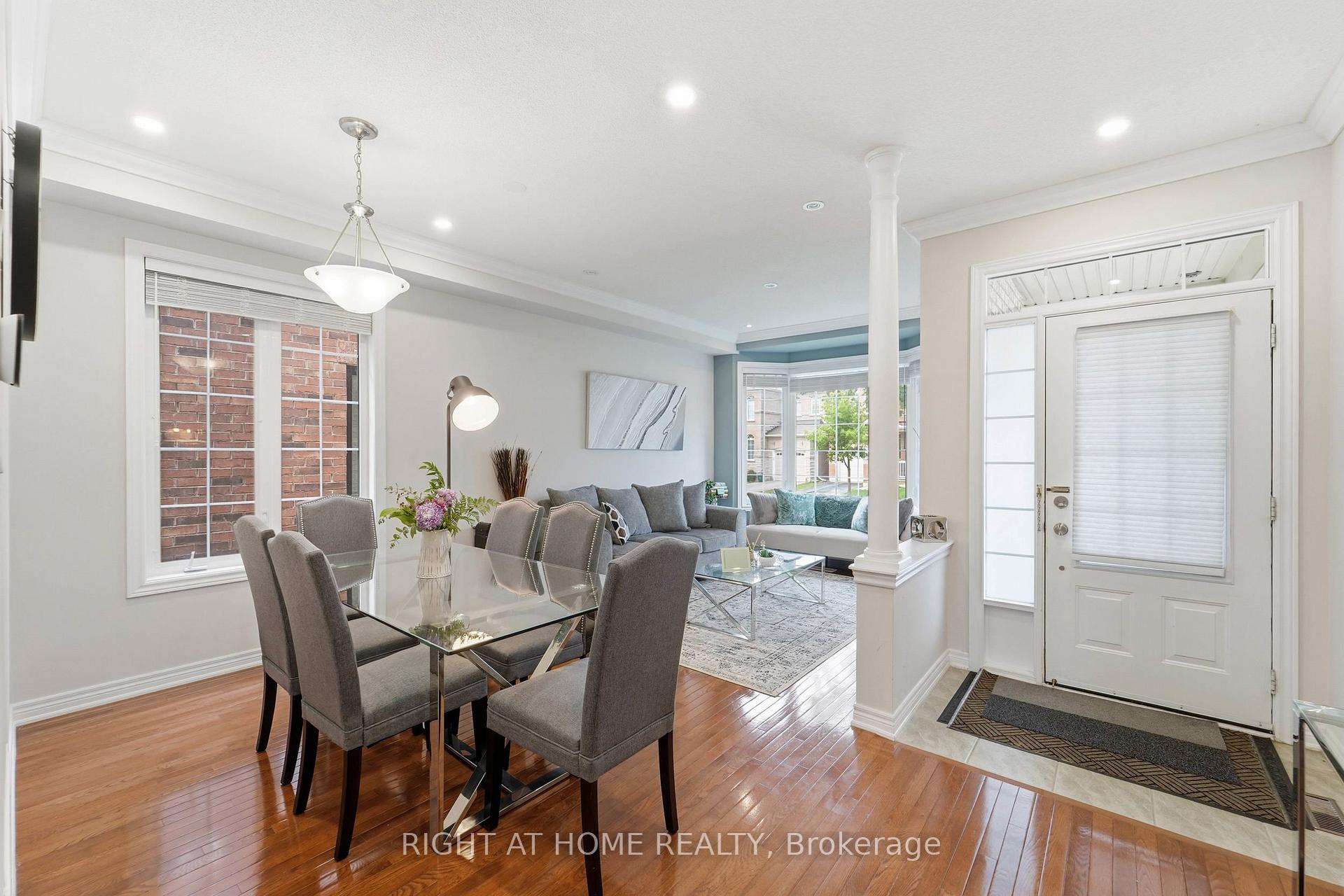 Photo 5 of 27 Hawkweed Manor, Markham, Box Grove — HOMEH