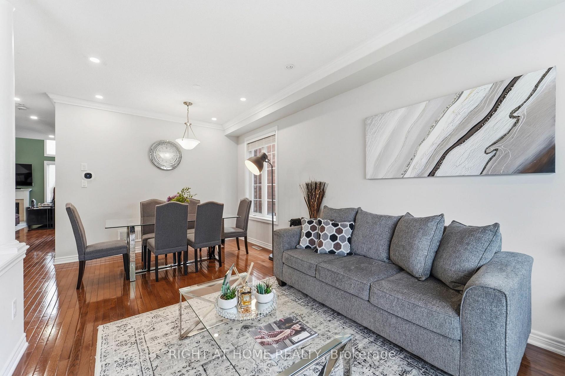 Photo 6 of 27 Hawkweed Manor, Markham, Box Grove — HOMEH