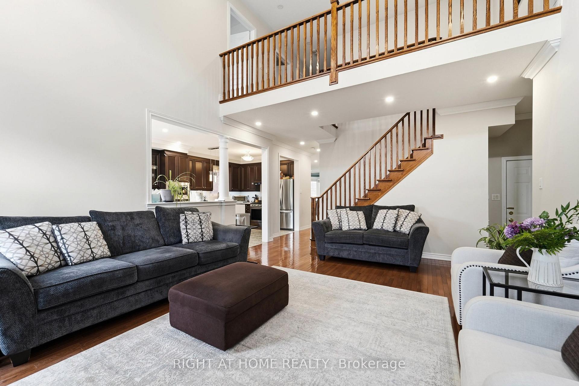 Photo 11 of 27 Hawkweed Manor, Markham, Box Grove — HOMEH