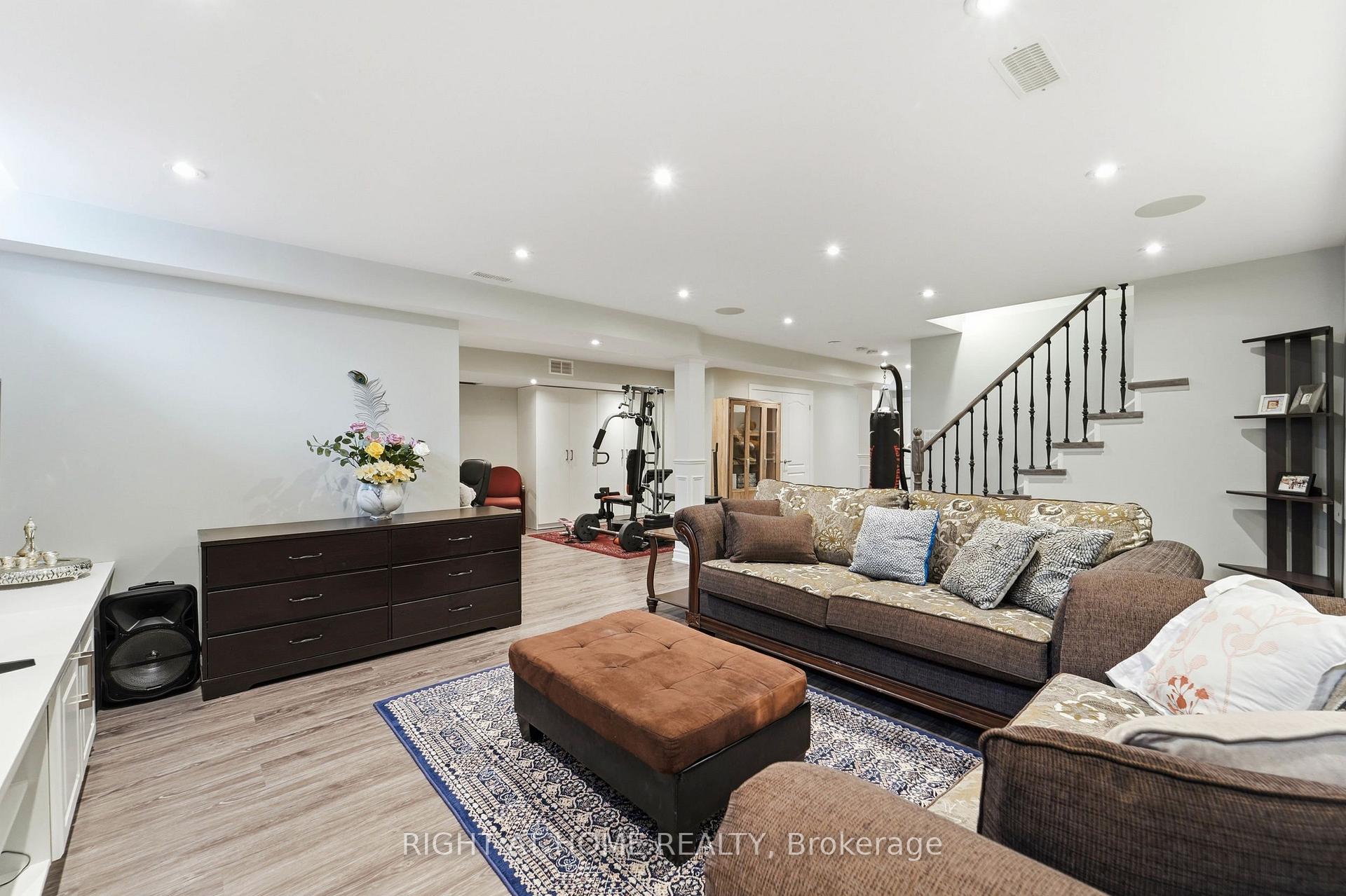 Photo 20 of 27 Hawkweed Manor, Markham, Box Grove — HOMEH