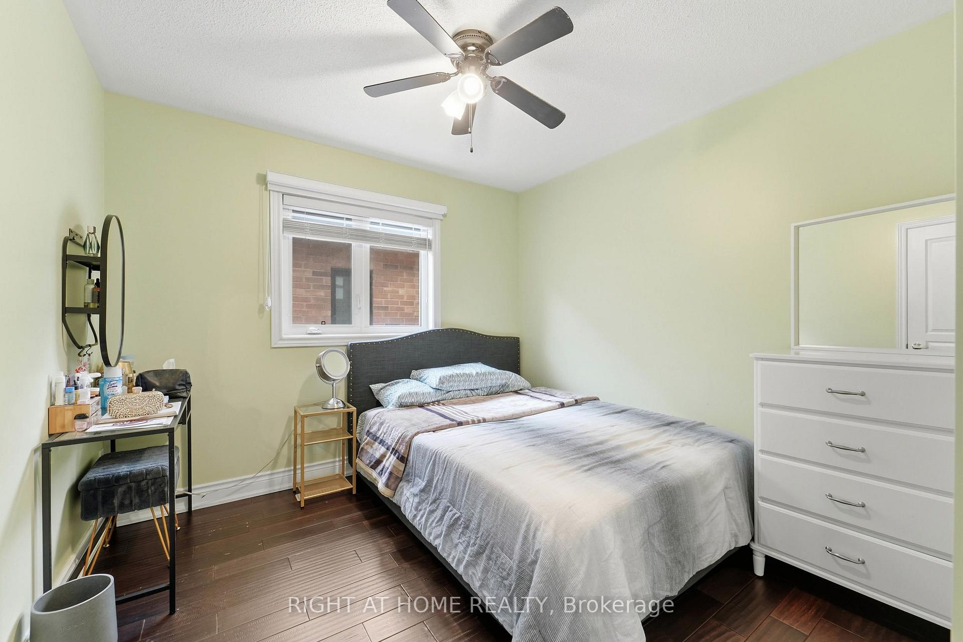 Photo 31 of 27 Hawkweed Manor, Markham, Box Grove — HOMEH