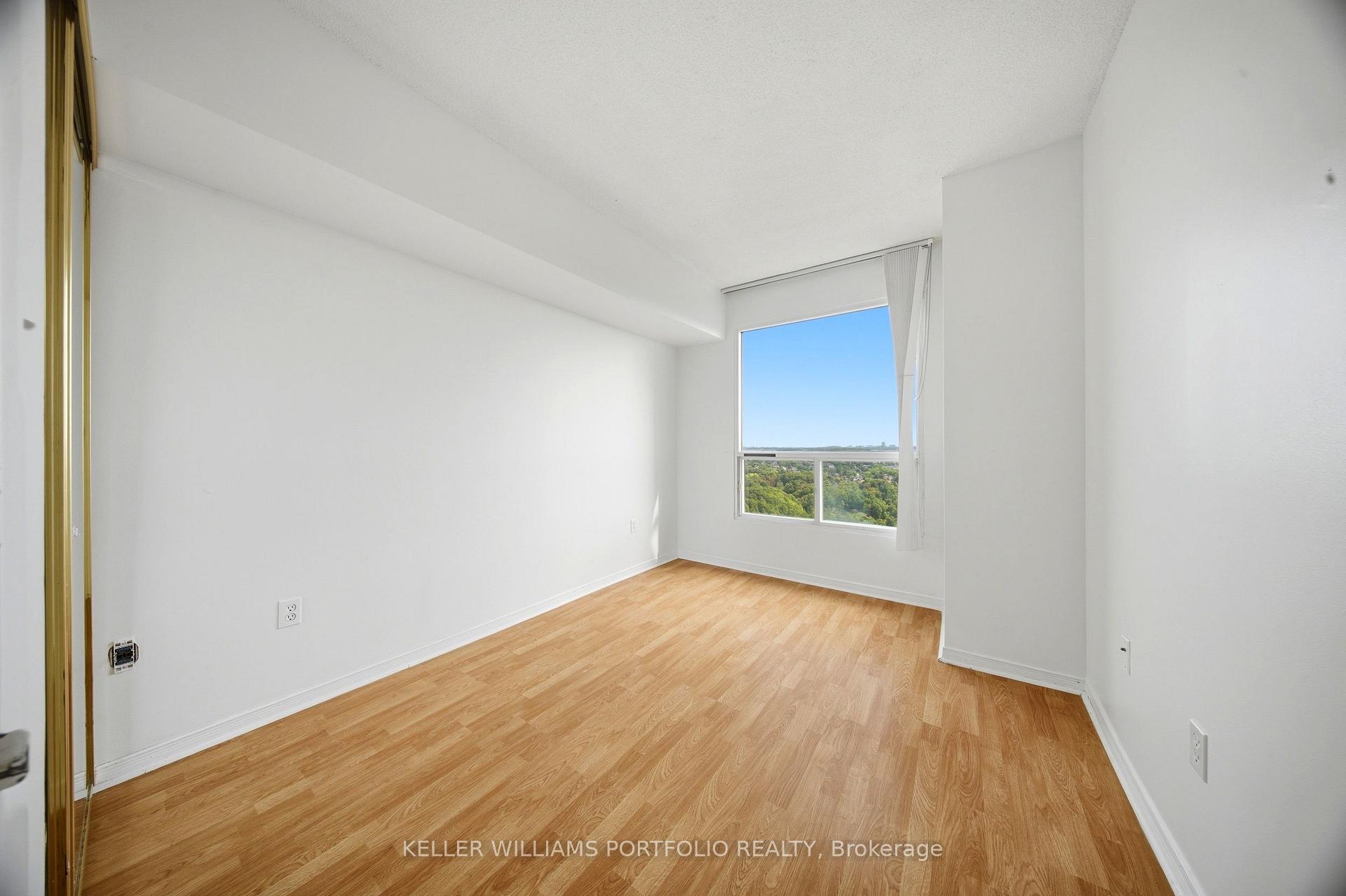 Photo 6 of Unit 2910, 5 Concorde Place, North York, Banbury-Don Mills — HOMEH