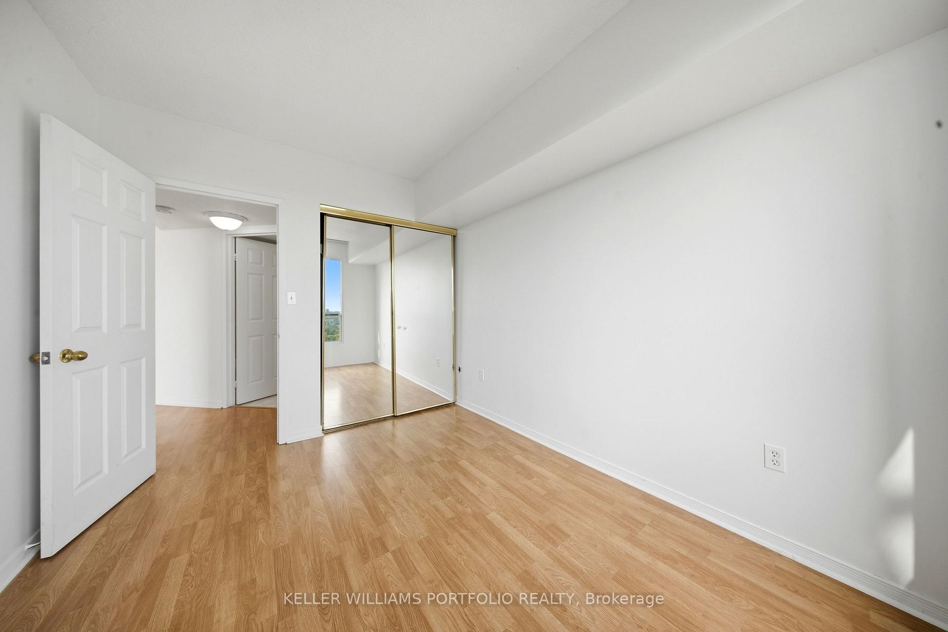 Photo 7 of Unit 2910, 5 Concorde Place, North York, Banbury-Don Mills — HOMEH