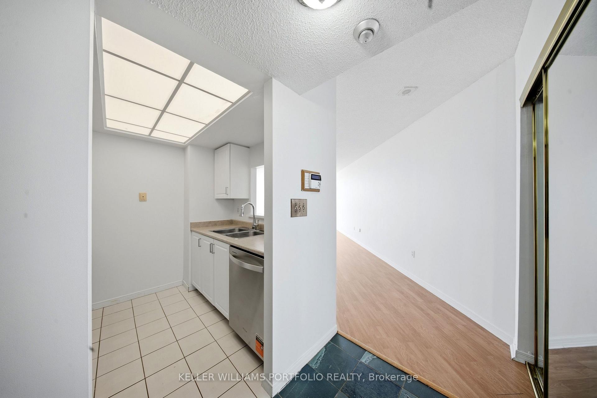 Photo 12 of Unit 2910, 5 Concorde Place, North York, Banbury-Don Mills — HOMEH