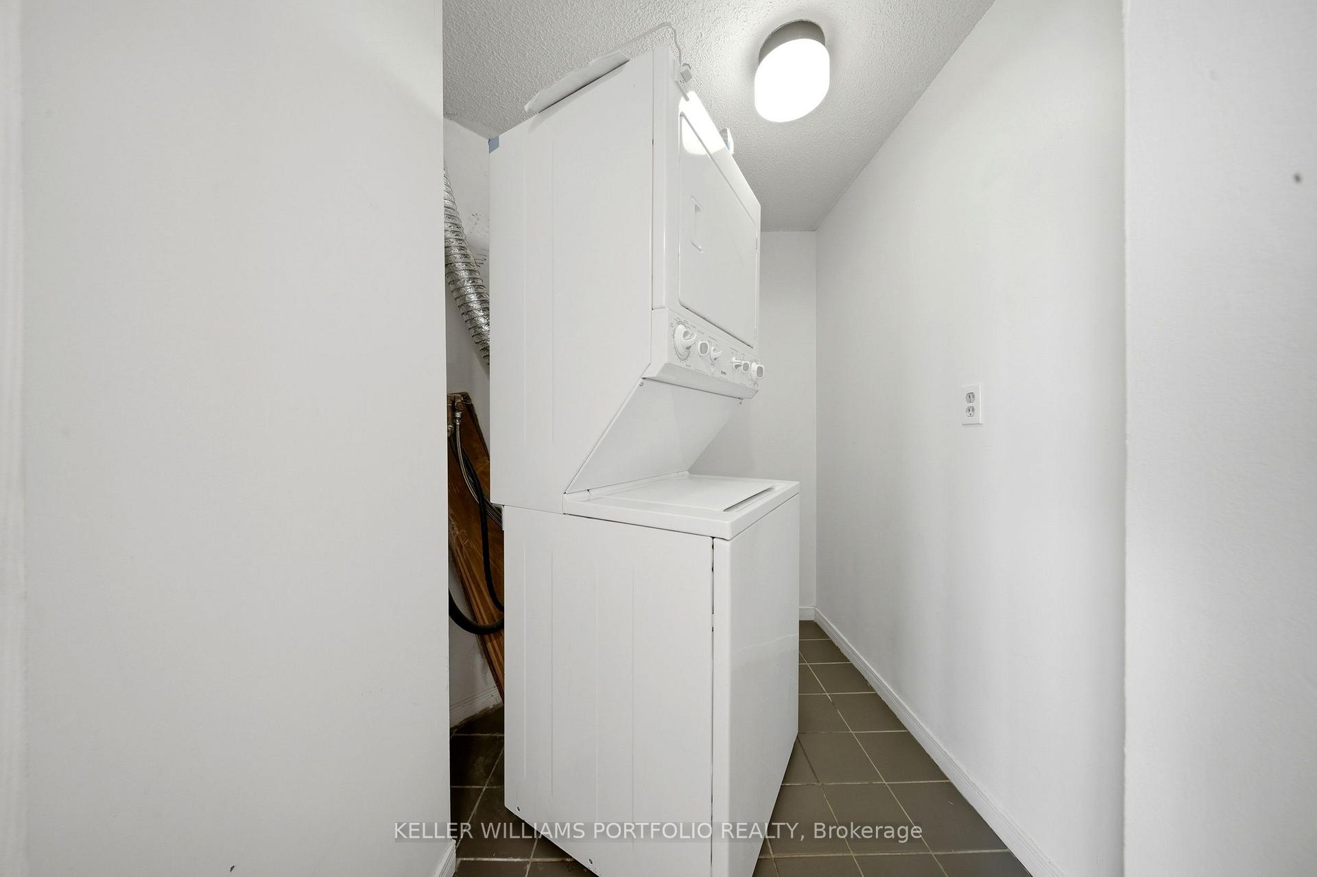 Photo 17 of Unit 2910, 5 Concorde Place, North York, Banbury-Don Mills — HOMEH