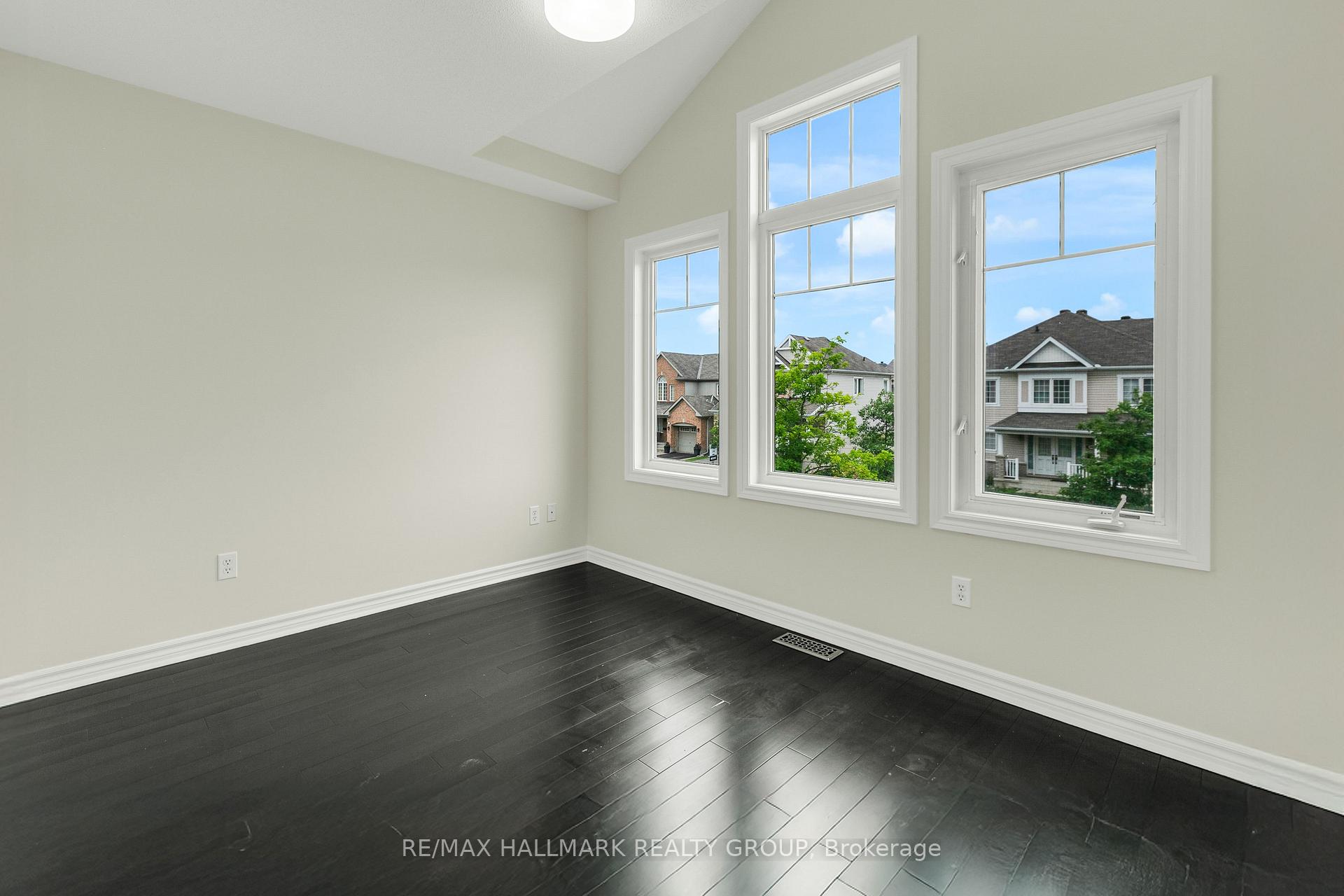 Photo 18 of 3462 River Run Avenue, Ottawa, Barrhaven - Half Moon Bay — HOMEH
