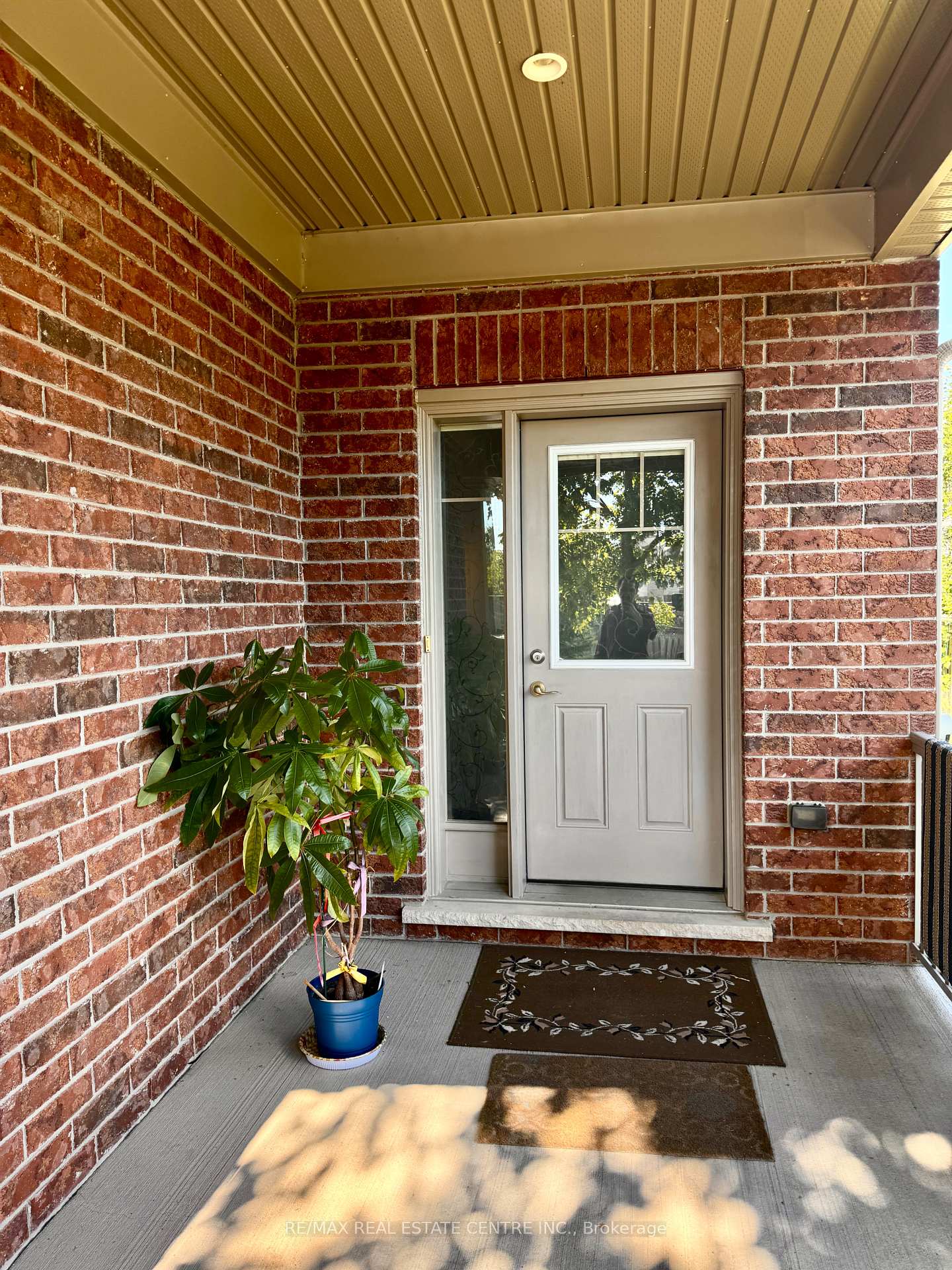 Photo 4 of 32 Hodgson Drive, Guelph, Pineridge/Westminster Woods — HOMEH