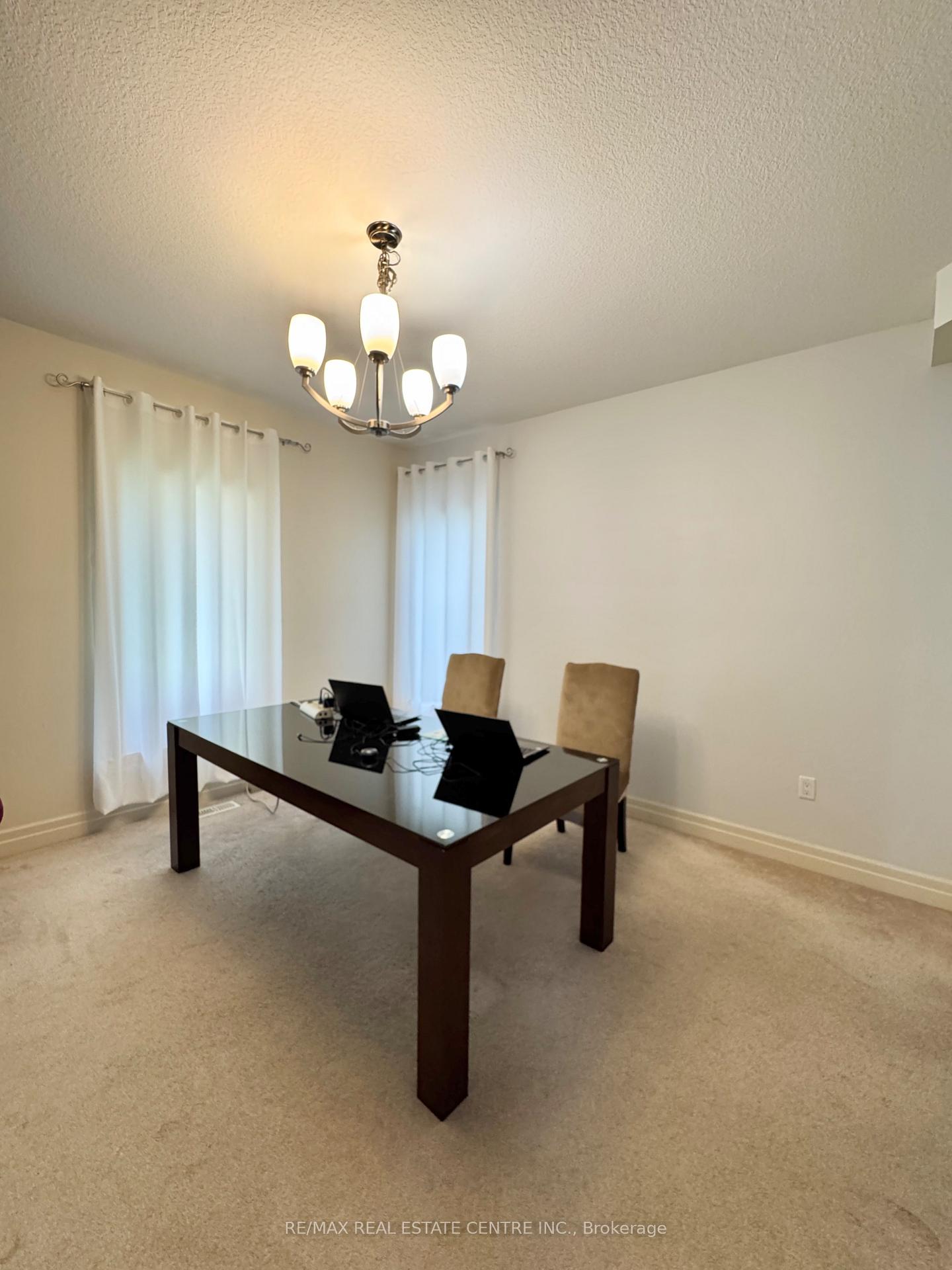 Photo 12 of 32 Hodgson Drive, Guelph, Pineridge/Westminster Woods — HOMEH