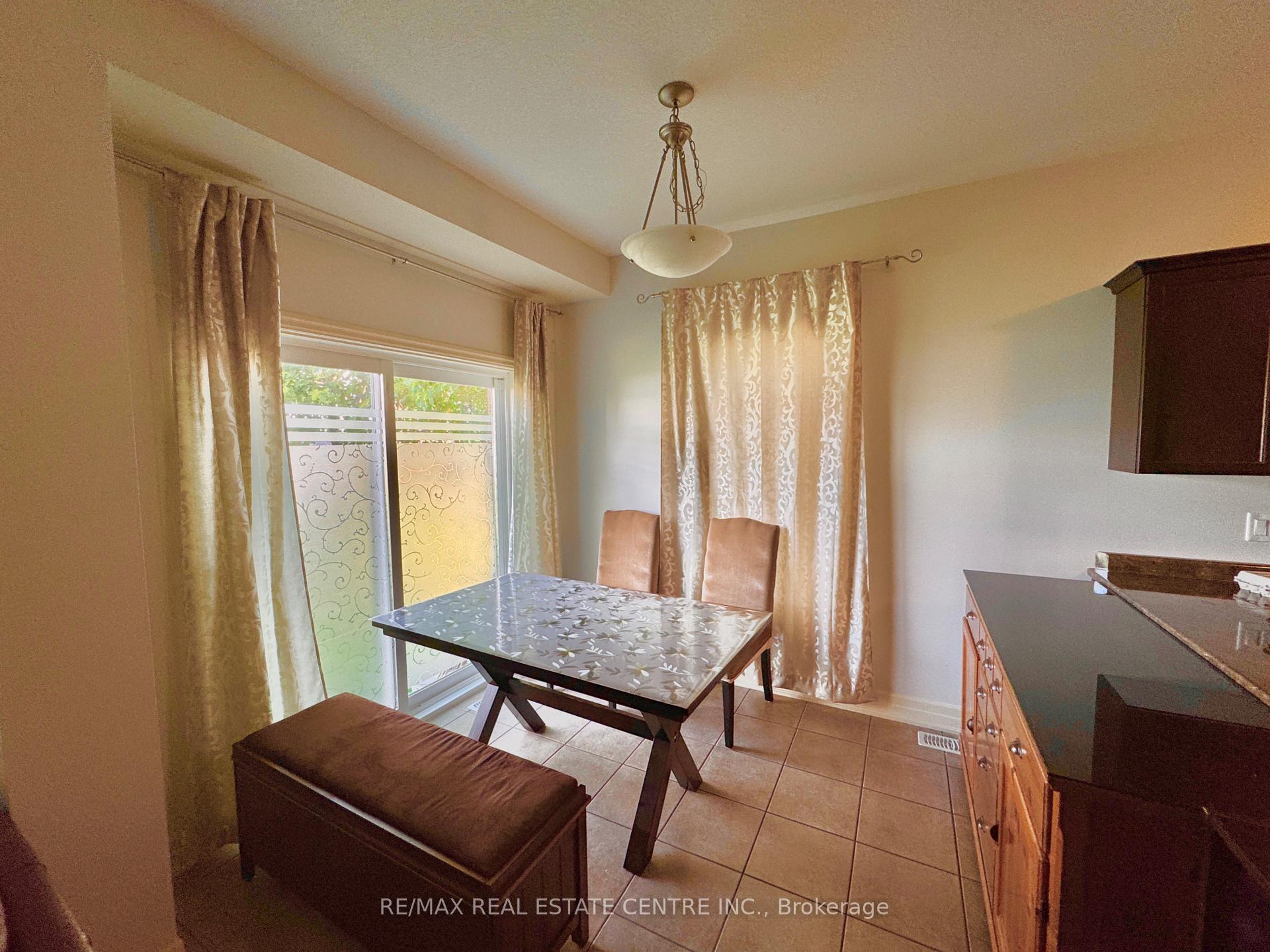 Photo 16 of 32 Hodgson Drive, Guelph, Pineridge/Westminster Woods — HOMEH