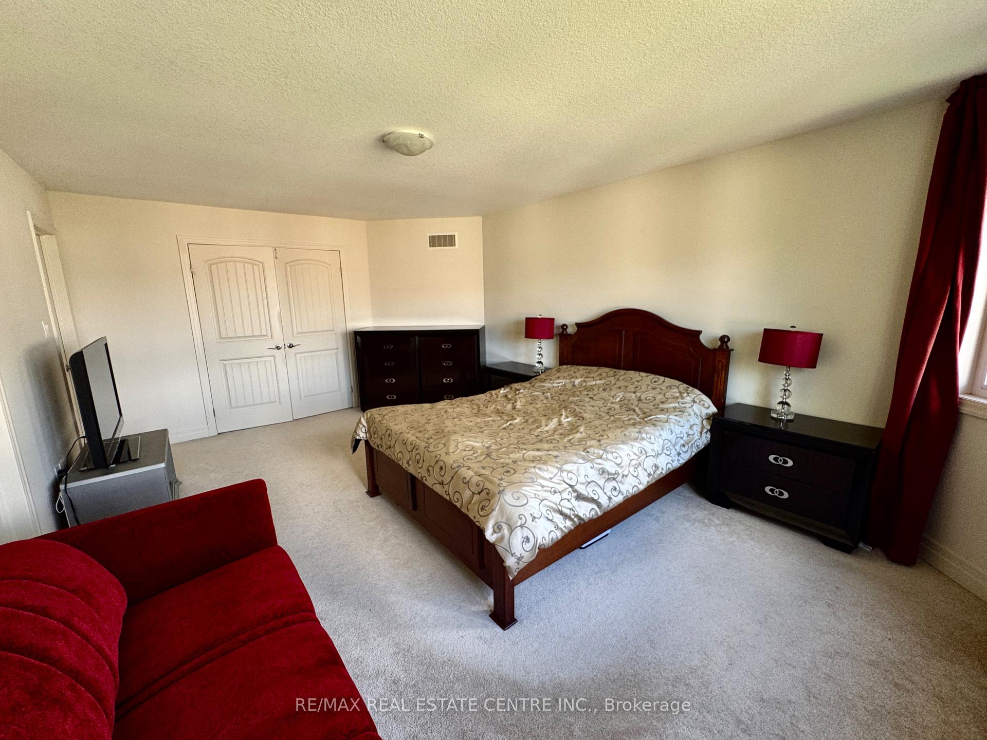 Photo 26 of 32 Hodgson Drive, Guelph, Pineridge/Westminster Woods — HOMEH