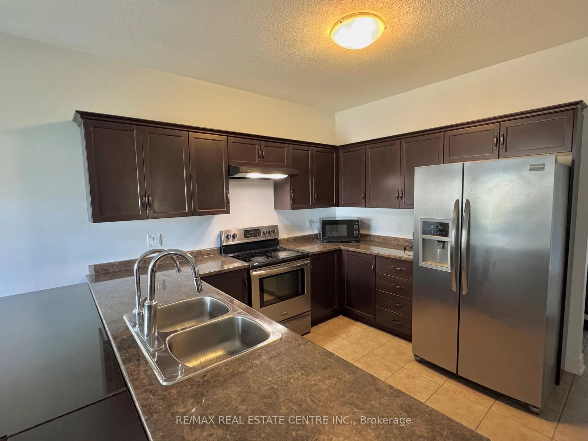 Photo 19 of 32 Hodgson Drive, Guelph, Pineridge/Westminster Woods — HOMEH