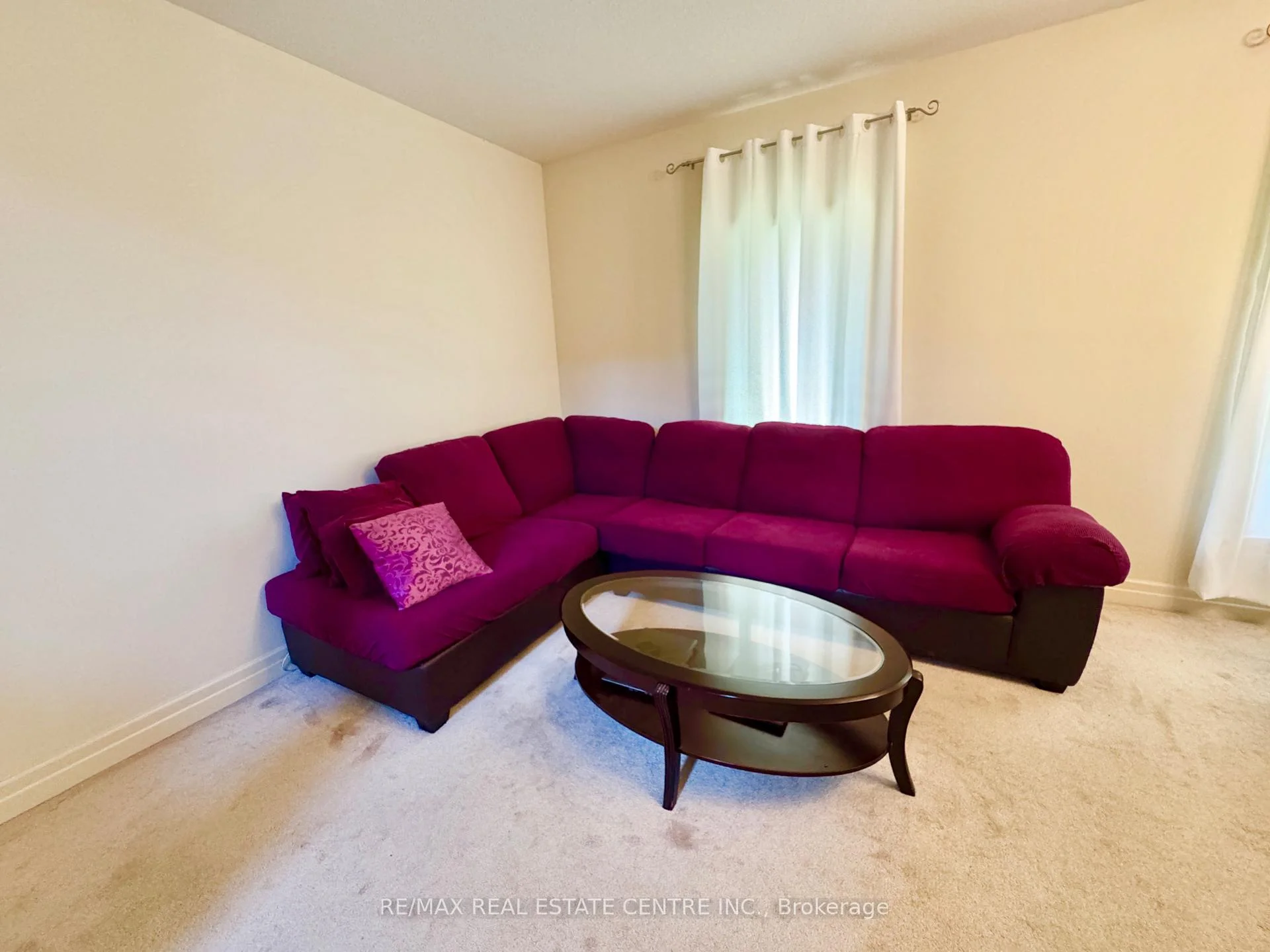 Photo 22 of 32 Hodgson Drive, Guelph, Pineridge/Westminster Woods — HOMEH