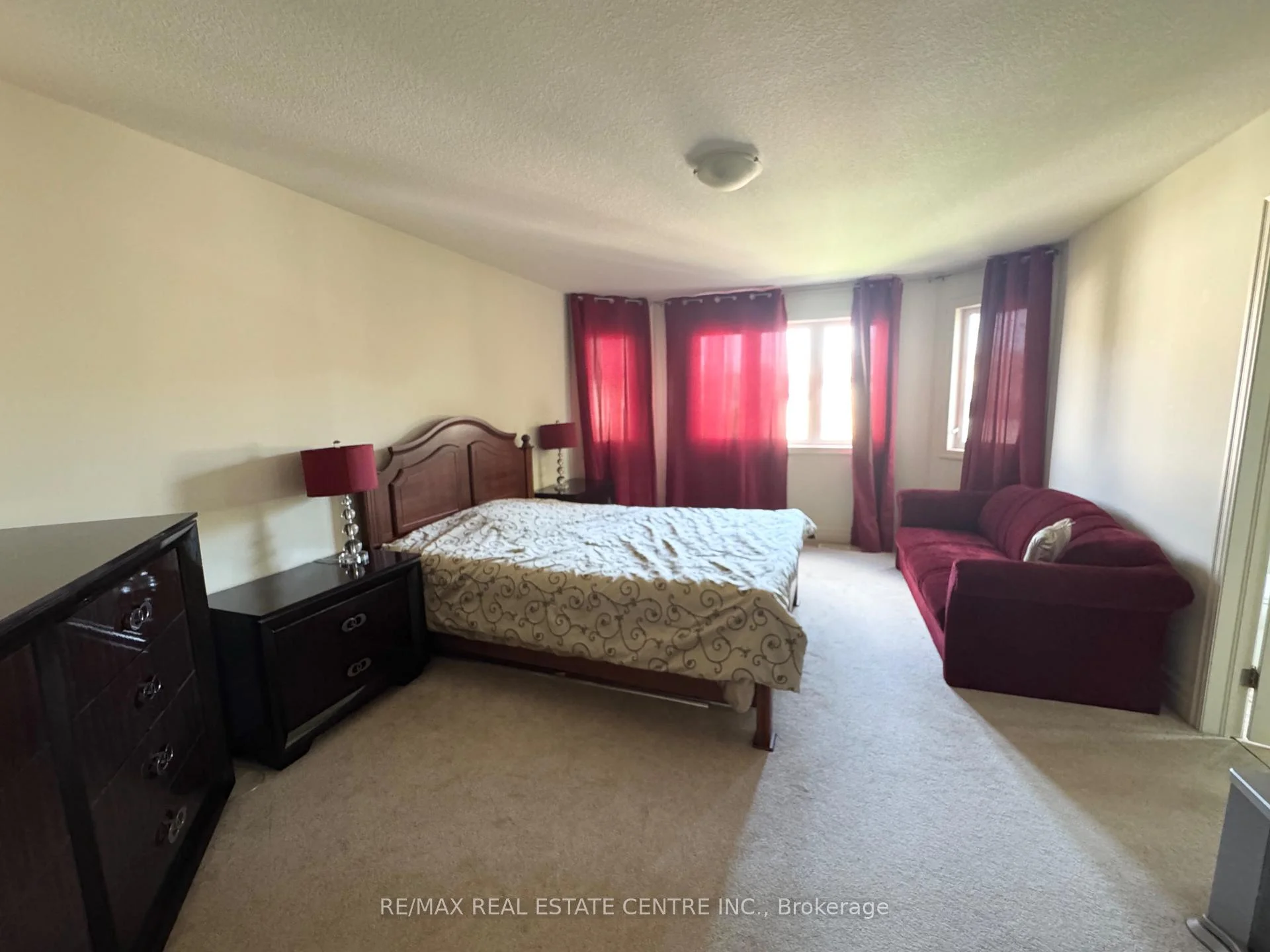 Photo 35 of 32 Hodgson Drive, Guelph, Pineridge/Westminster Woods — HOMEH