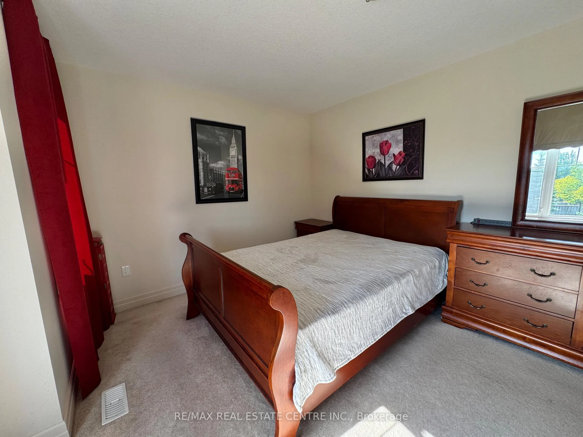 Photo 45 of 32 Hodgson Drive, Guelph, Pineridge/Westminster Woods — HOMEH