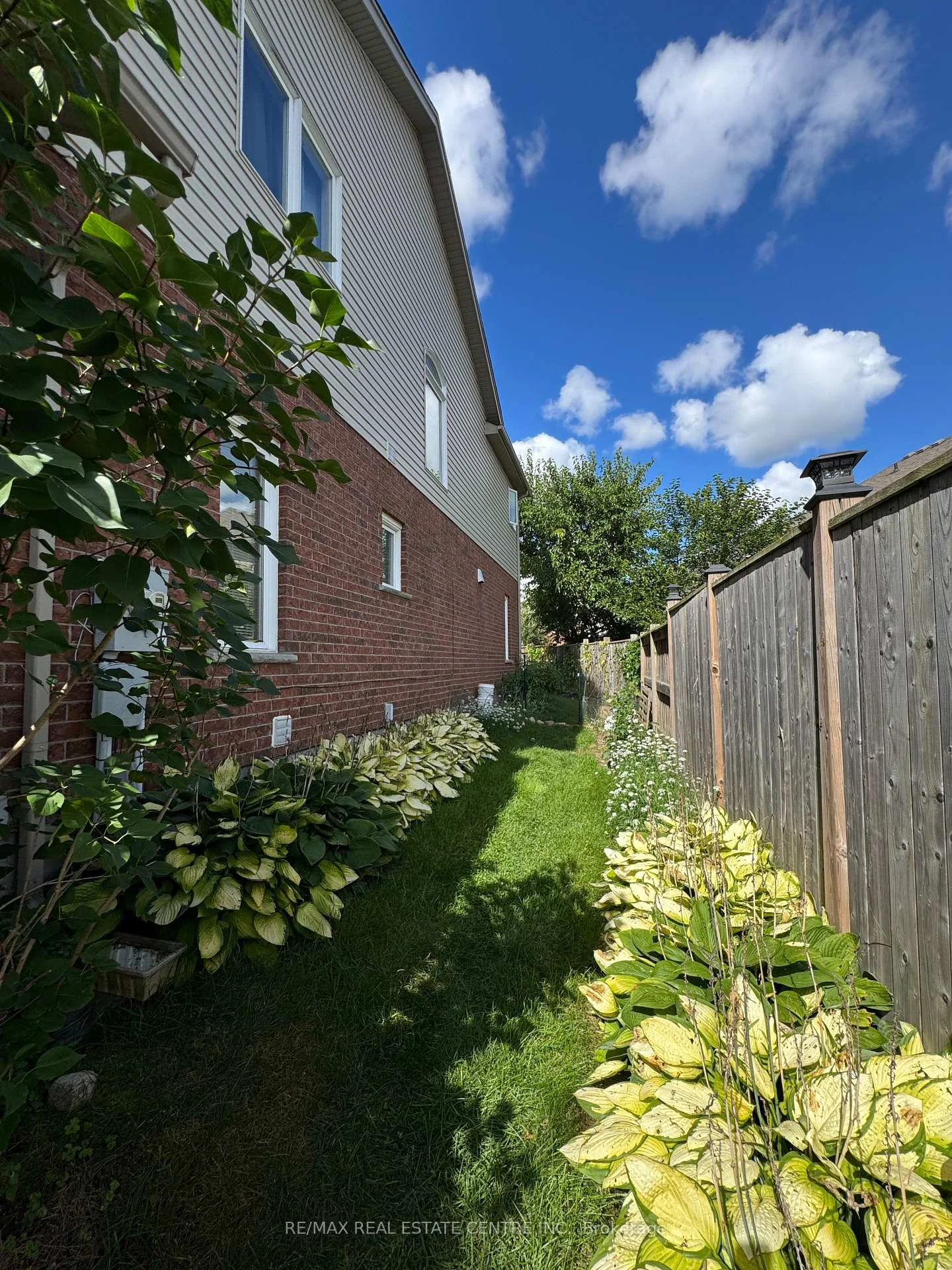 Photo 57 of 32 Hodgson Drive, Guelph, Pineridge/Westminster Woods — HOMEH