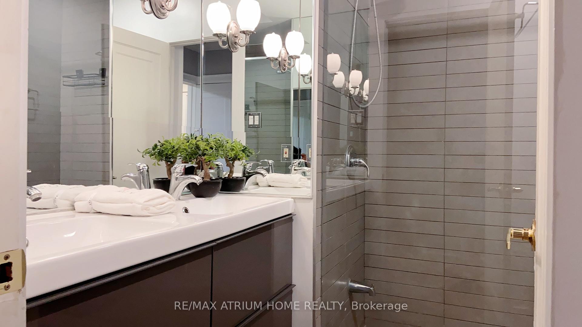Photo 37 of 361 Fairlawn Avenue, Toronto, Bedford Park-Nortown — HOMEH