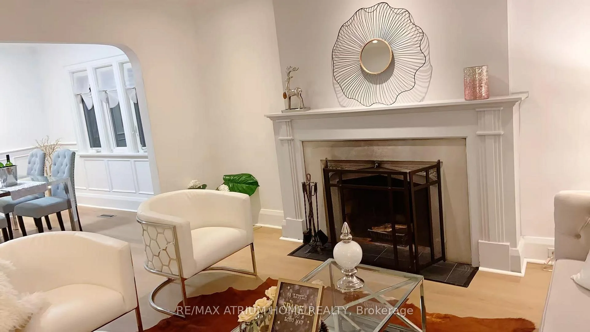 Photo 3 of 361 Fairlawn Avenue, Toronto, Bedford Park-Nortown — HOMEH