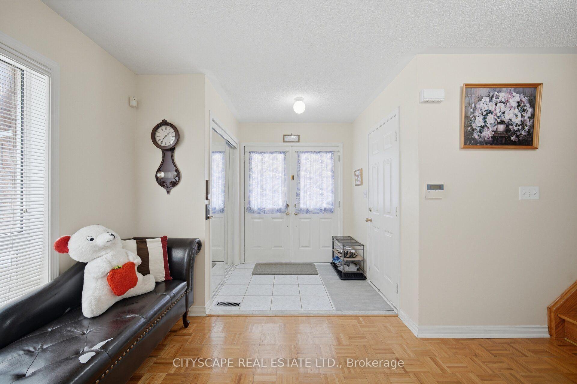 Photo 7 of 221 Richvale Drive S, Brampton, Heart Lake East — HOMEH