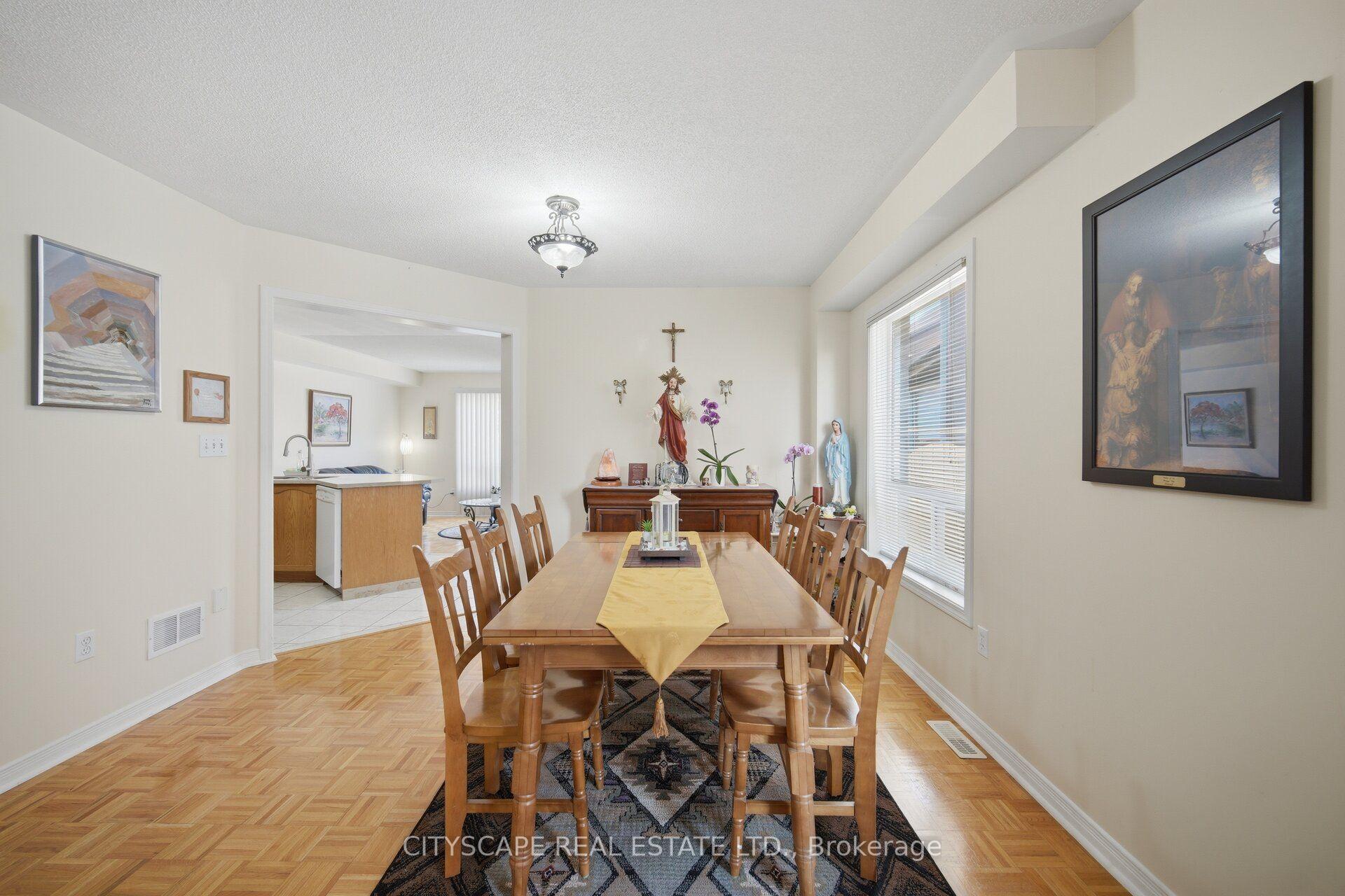Photo 11 of 221 Richvale Drive S, Brampton, Heart Lake East — HOMEH