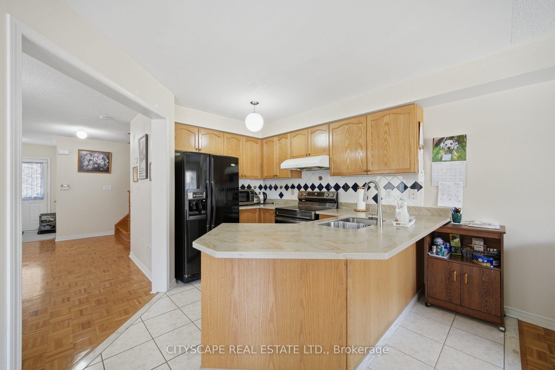 Photo 12 of 221 Richvale Drive S, Brampton, Heart Lake East — HOMEH