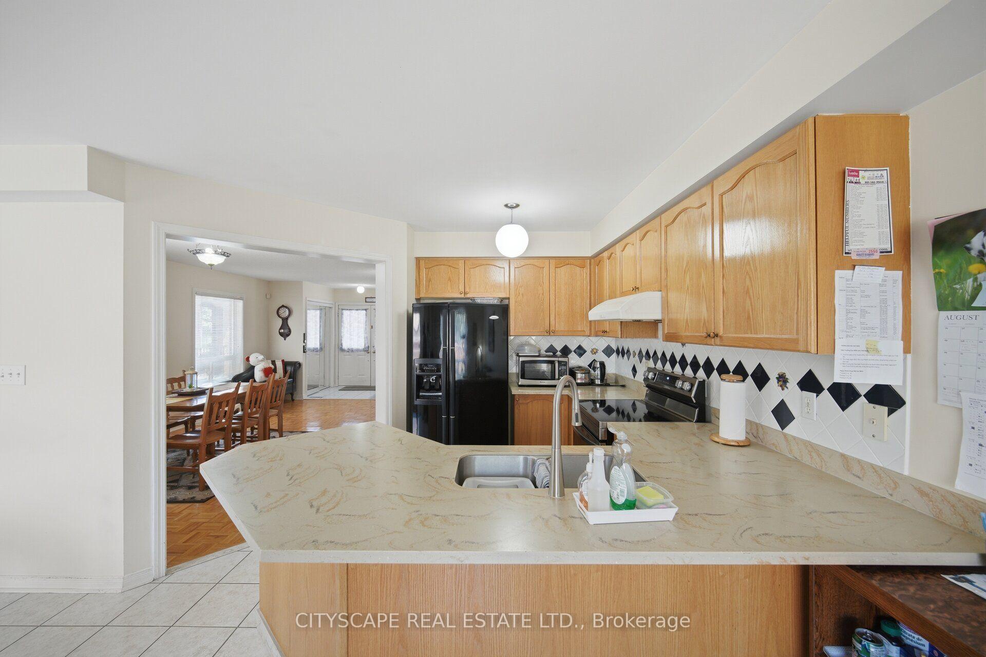 Photo 13 of 221 Richvale Drive S, Brampton, Heart Lake East — HOMEH
