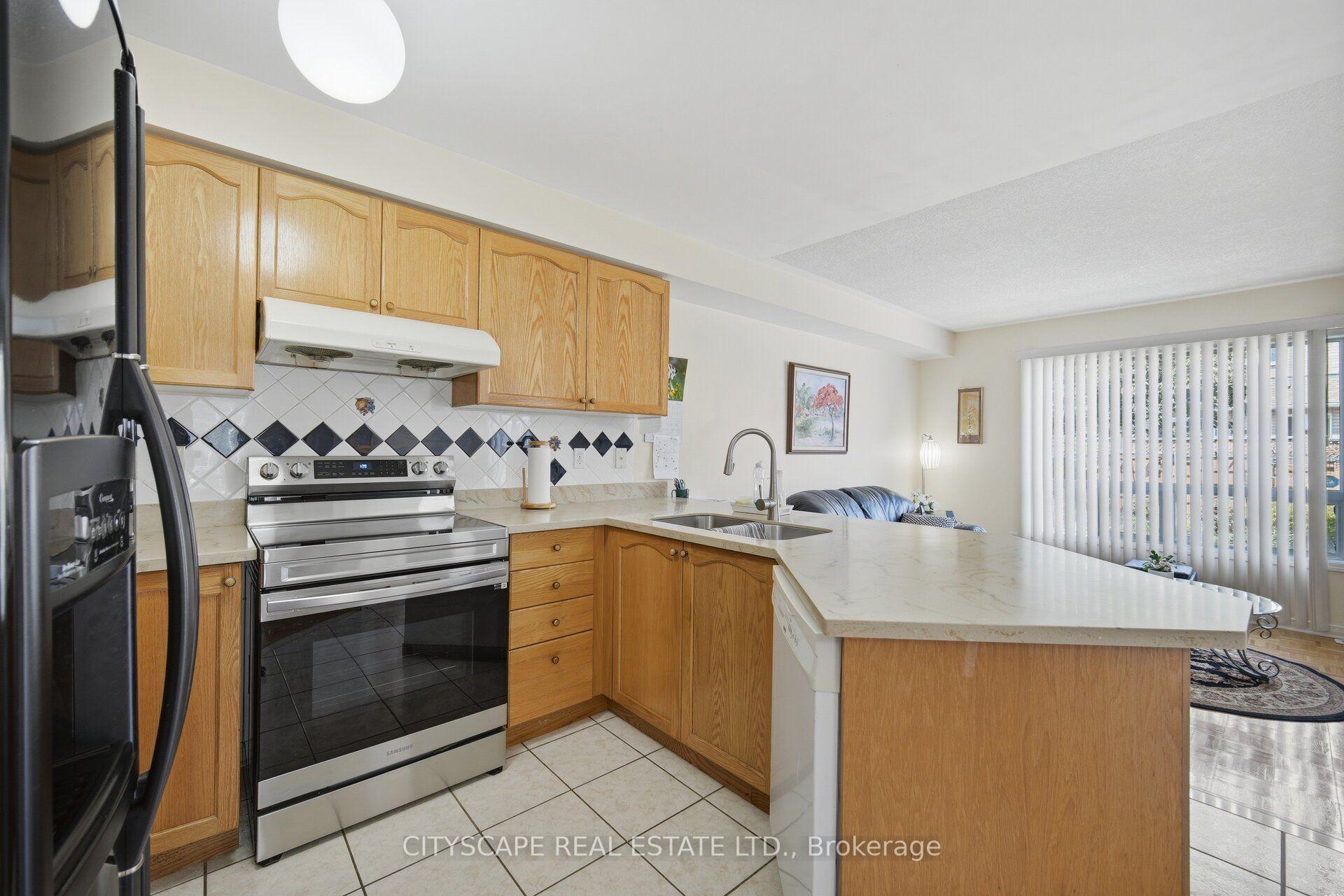 Photo 15 of 221 Richvale Drive S, Brampton, Heart Lake East — HOMEH