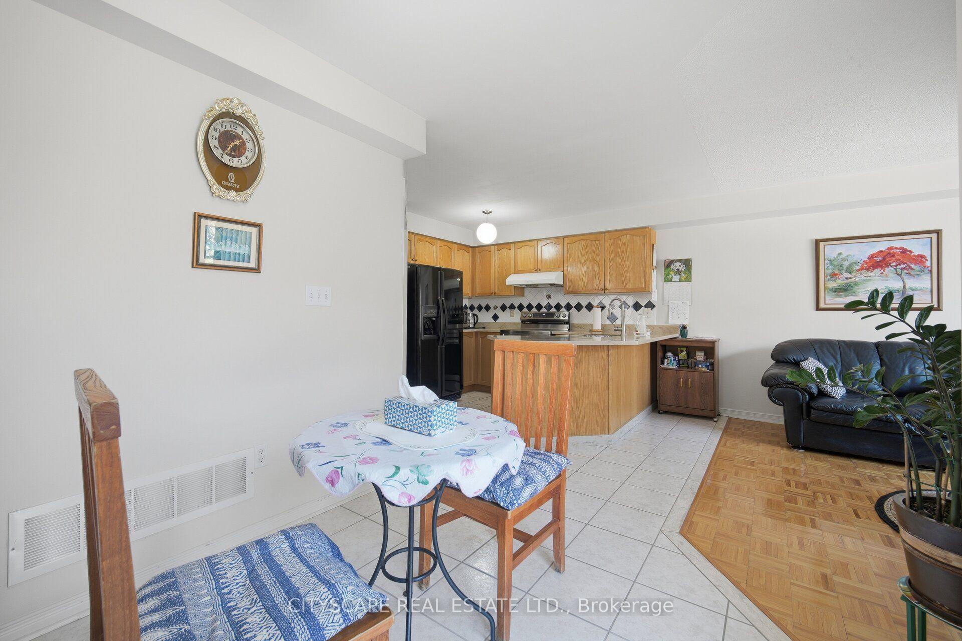 Photo 17 of 221 Richvale Drive S, Brampton, Heart Lake East — HOMEH