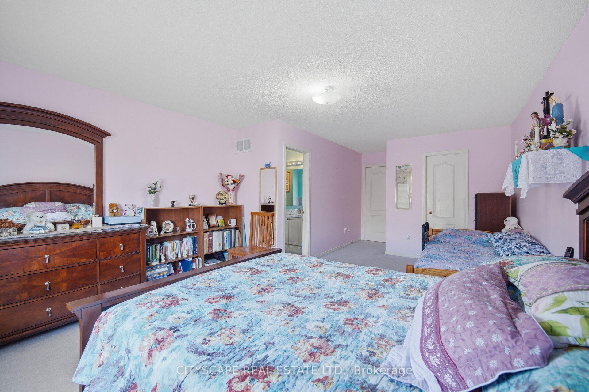 Photo 28 of 221 Richvale Drive S, Brampton, Heart Lake East — HOMEH