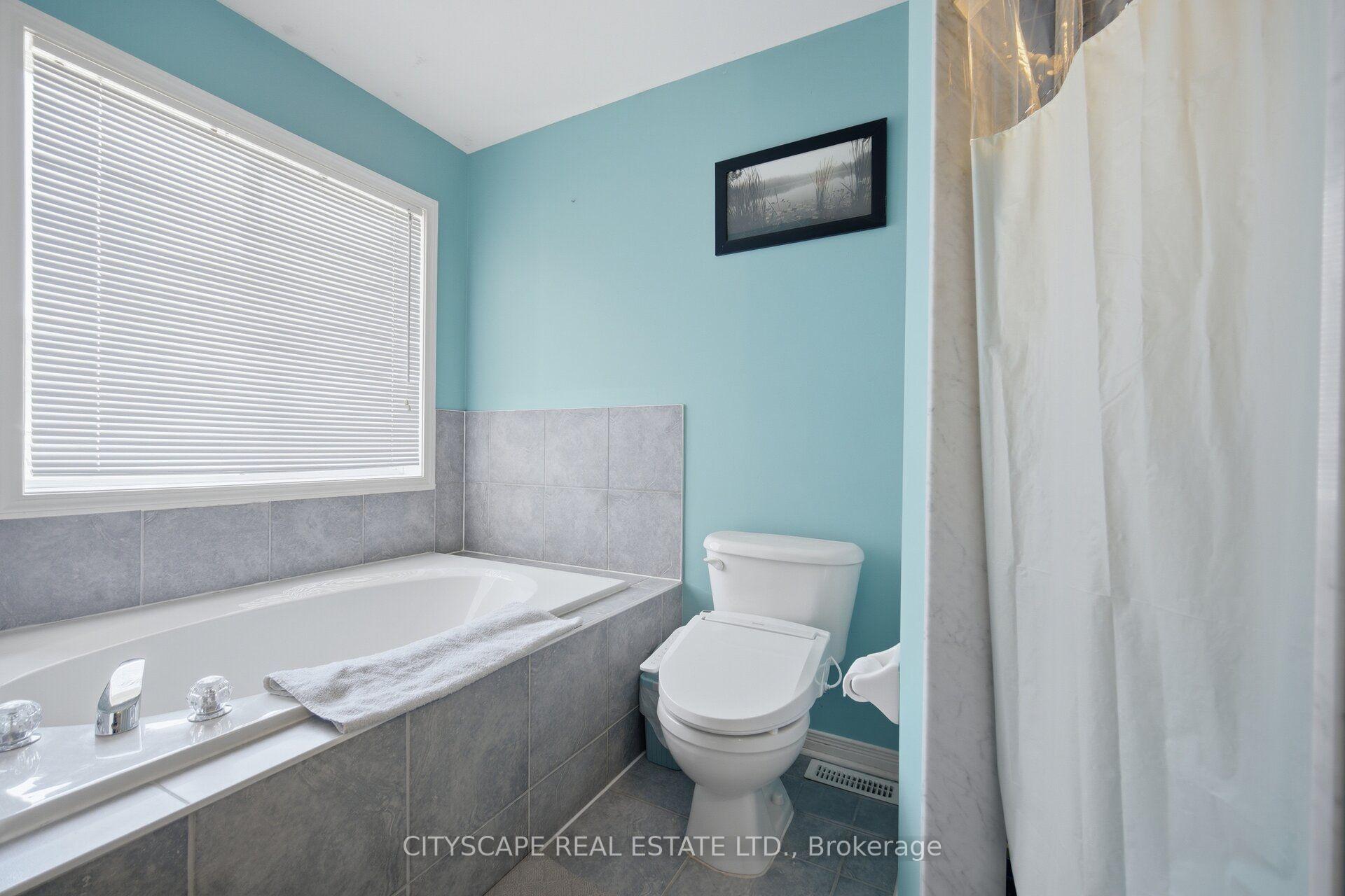 Photo 30 of 221 Richvale Drive S, Brampton, Heart Lake East — HOMEH