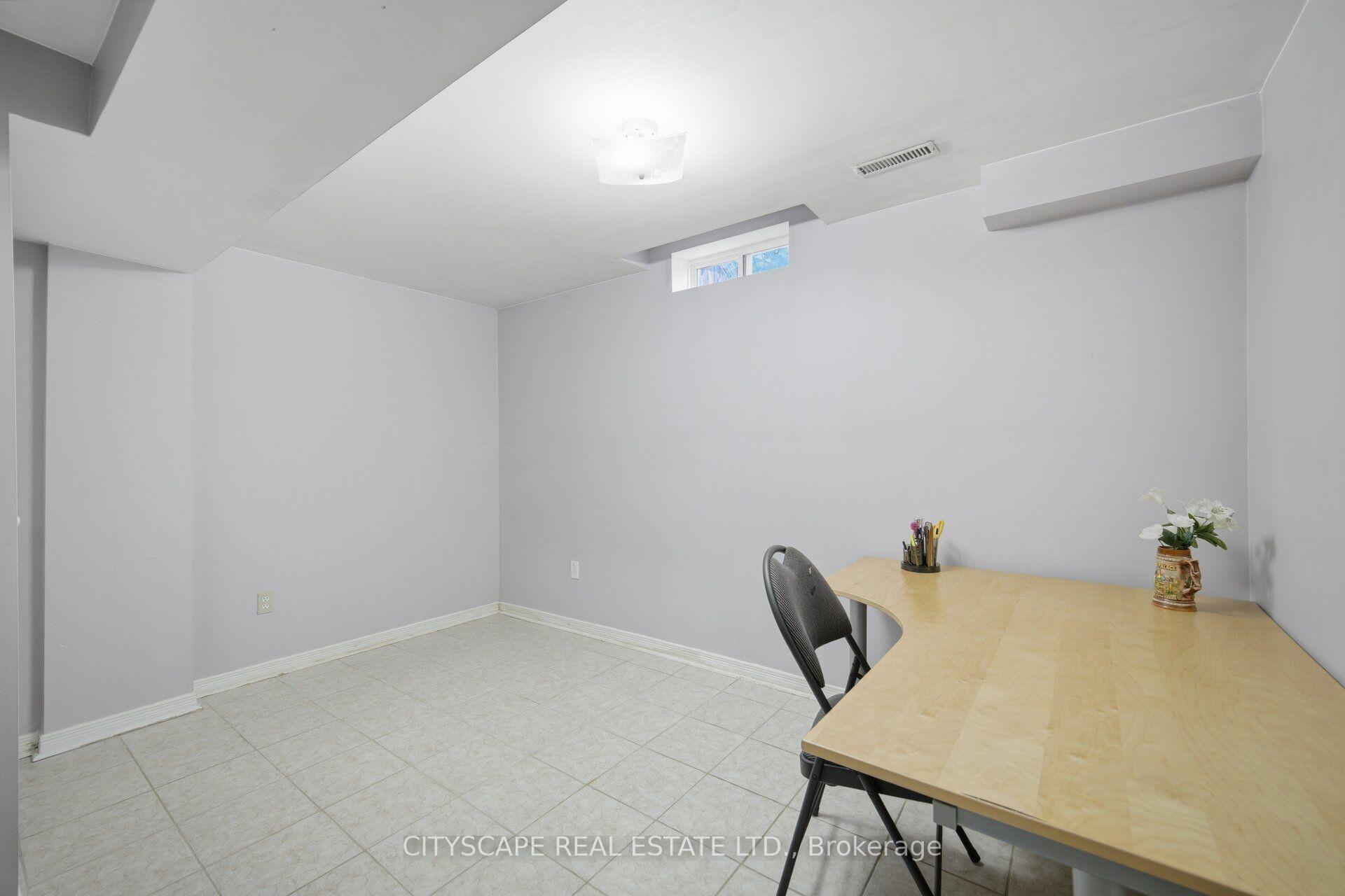 Photo 43 of 221 Richvale Drive S, Brampton, Heart Lake East — HOMEH
