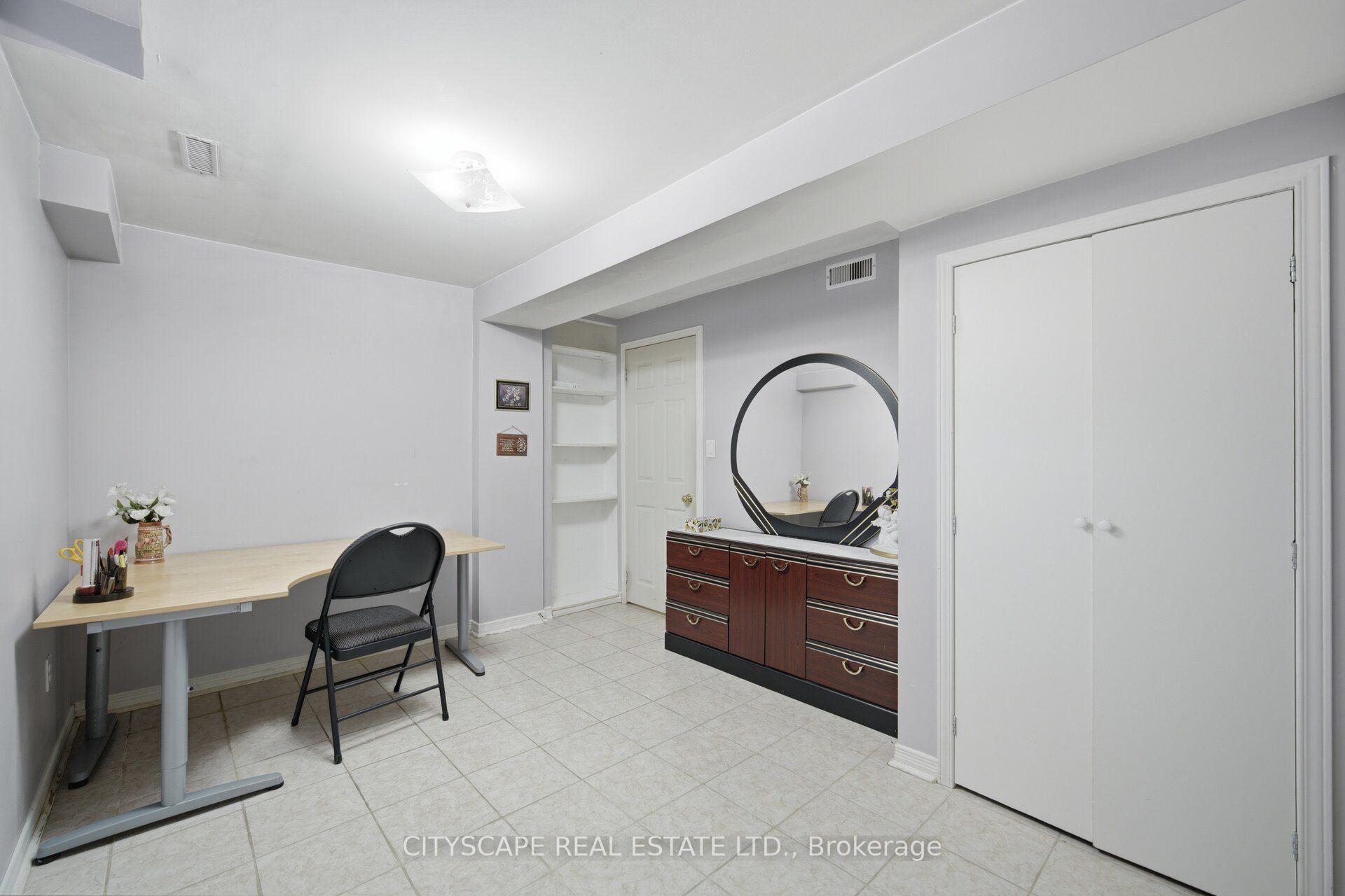Photo 44 of 221 Richvale Drive S, Brampton, Heart Lake East — HOMEH