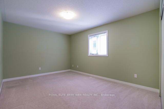 Photo 8 of 726 Coldstream Drive, Oshawa, Samac — HOMEH