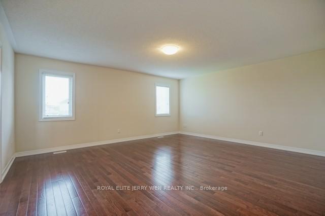 Photo 10 of 726 Coldstream Drive, Oshawa, Samac — HOMEH