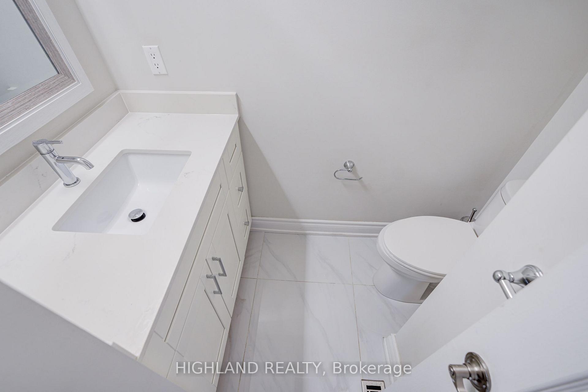 Photo 12 of 39 Shadetree Crescent, Vaughan, Vellore Village — HOMEH
