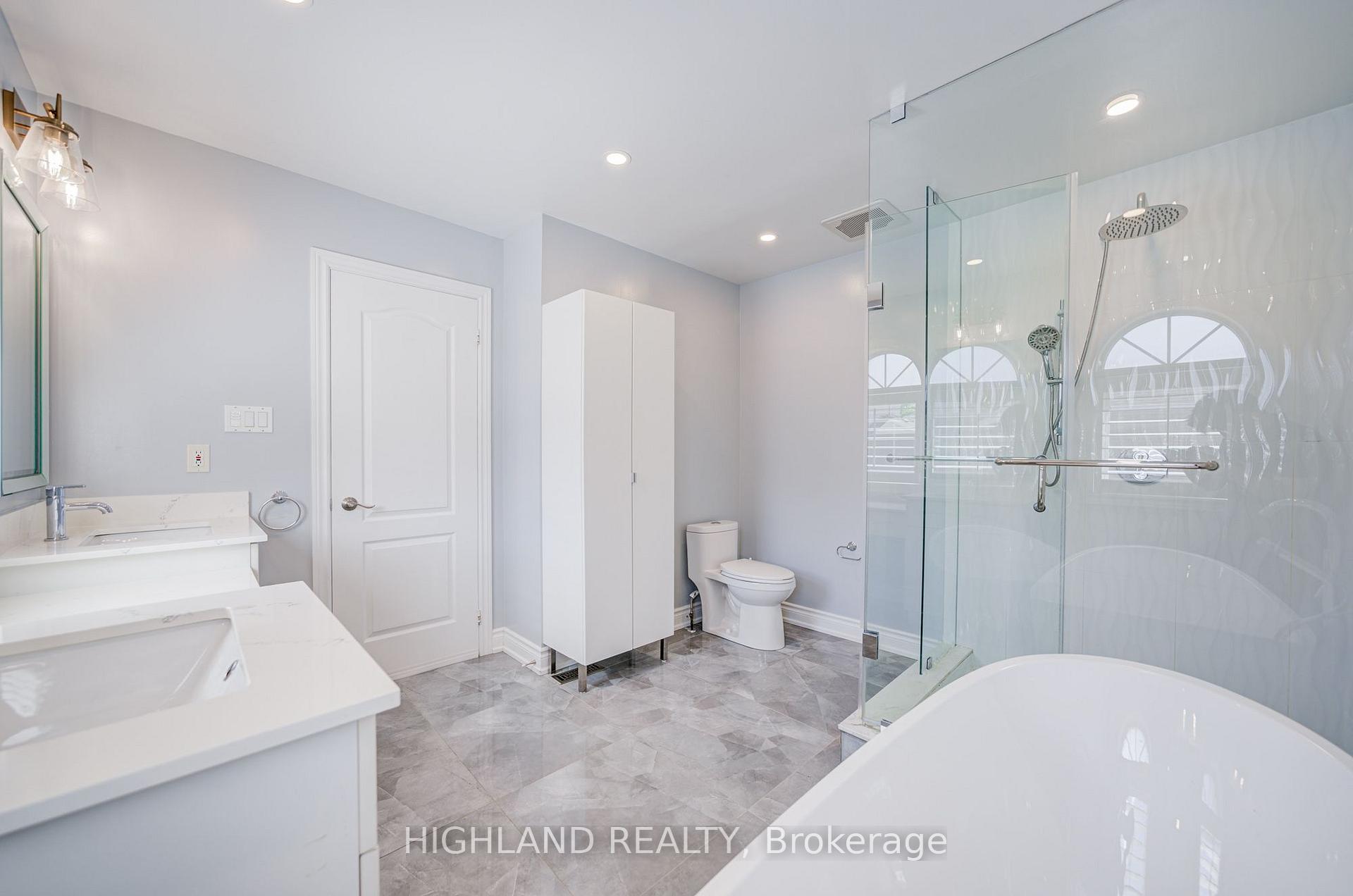 Photo 31 of 39 Shadetree Crescent, Vaughan, Vellore Village — HOMEH