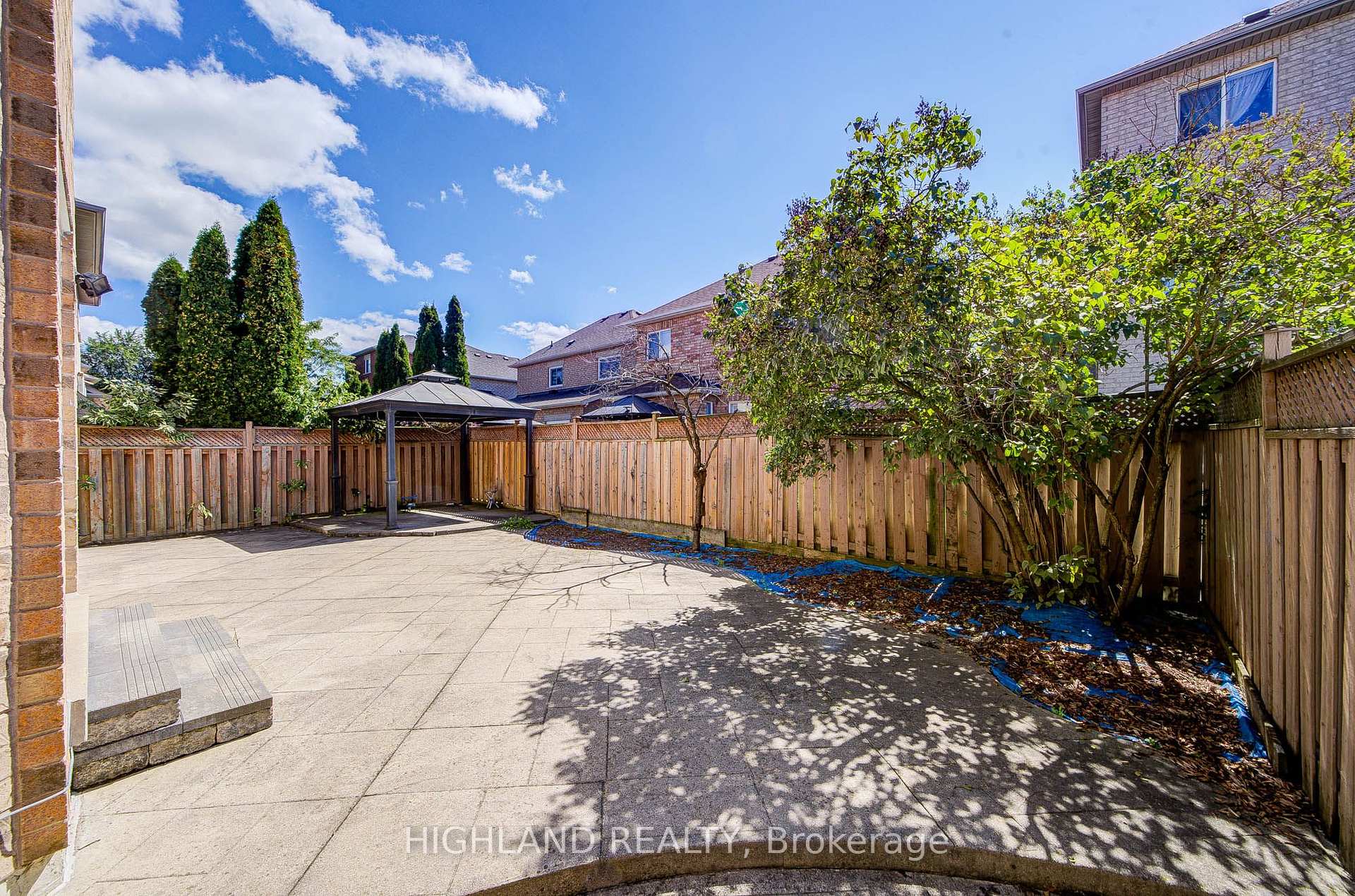 Photo 32 of 39 Shadetree Crescent, Vaughan, Vellore Village — HOMEH