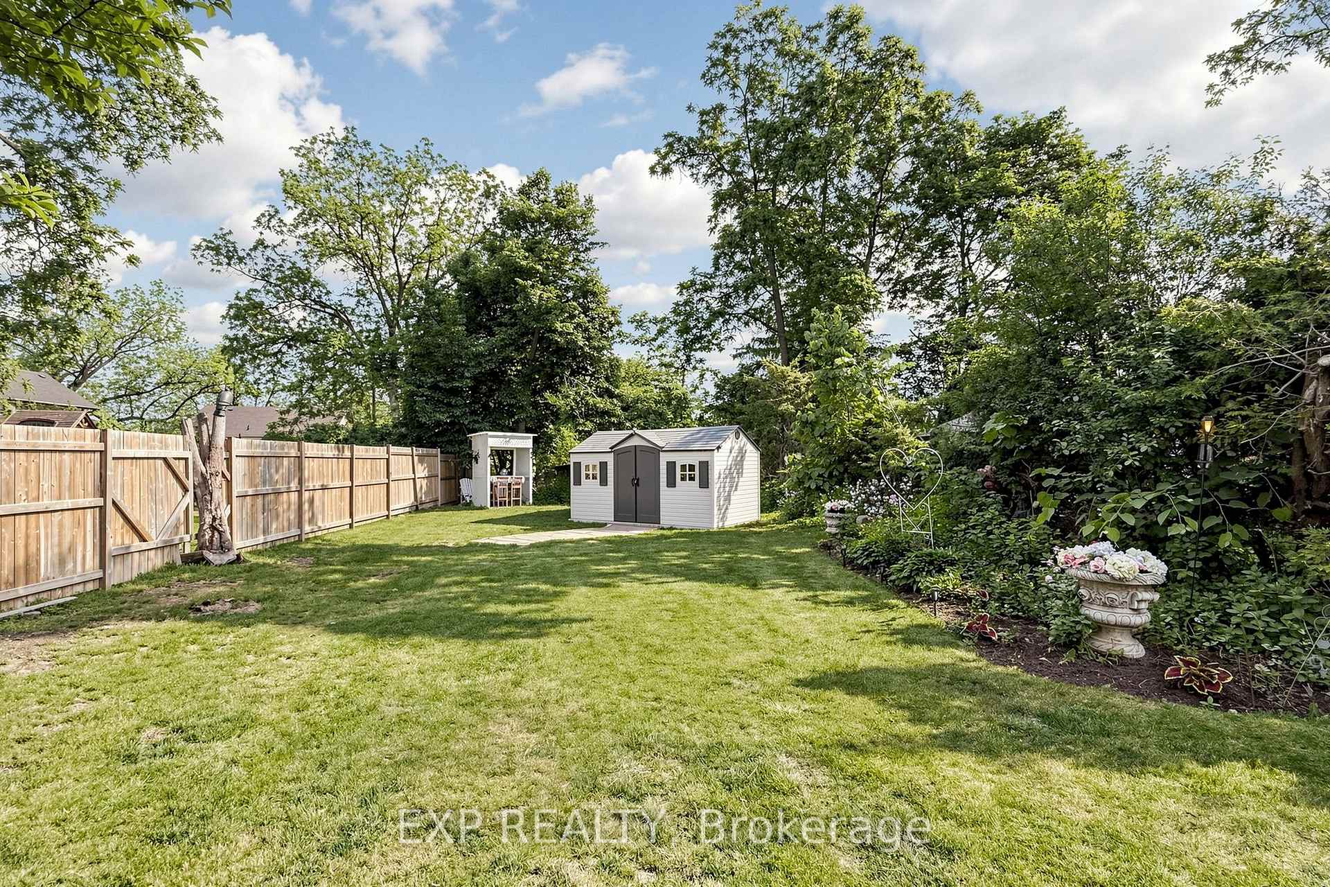 Photo 39 of 28 Simcoe Street, Kawartha Lakes, Lindsay — HOMEH