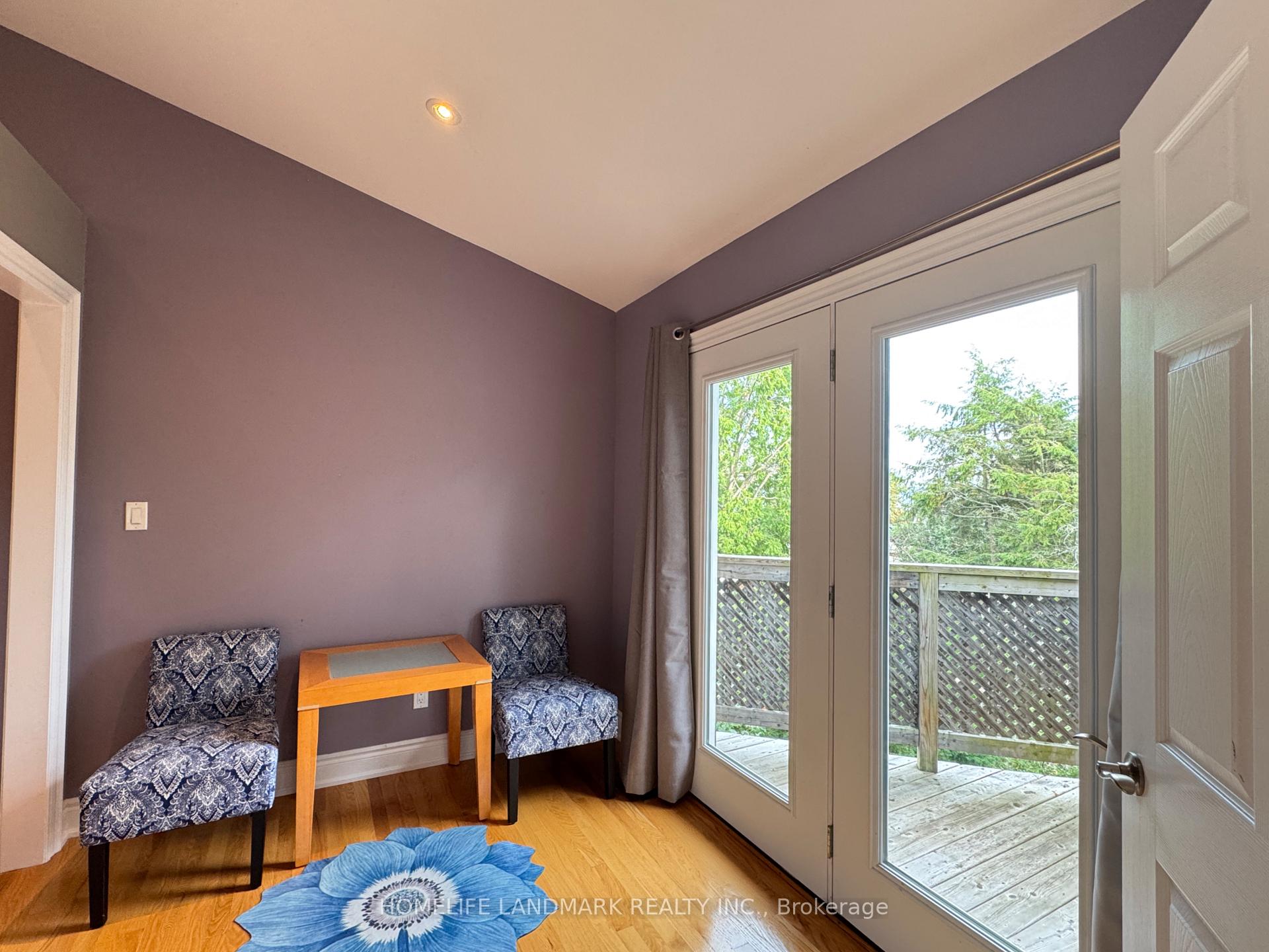 Photo 18 of Unit Upper, 119 Blake Street, Barrie, North Shore — HOMEH