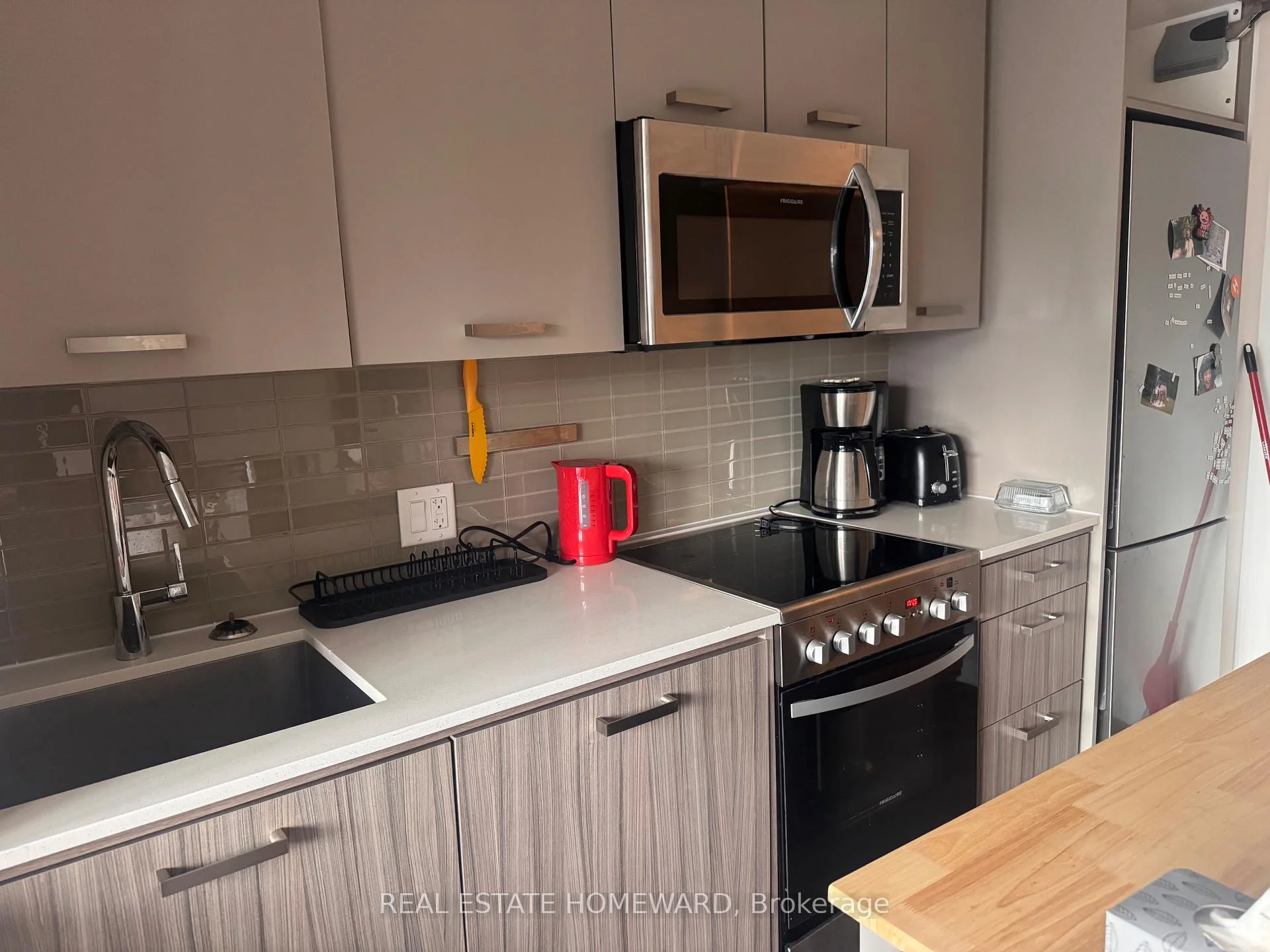 Photo 6 of Unit 210, 1630 Queen Street, Toronto, The Beaches — HOMEH